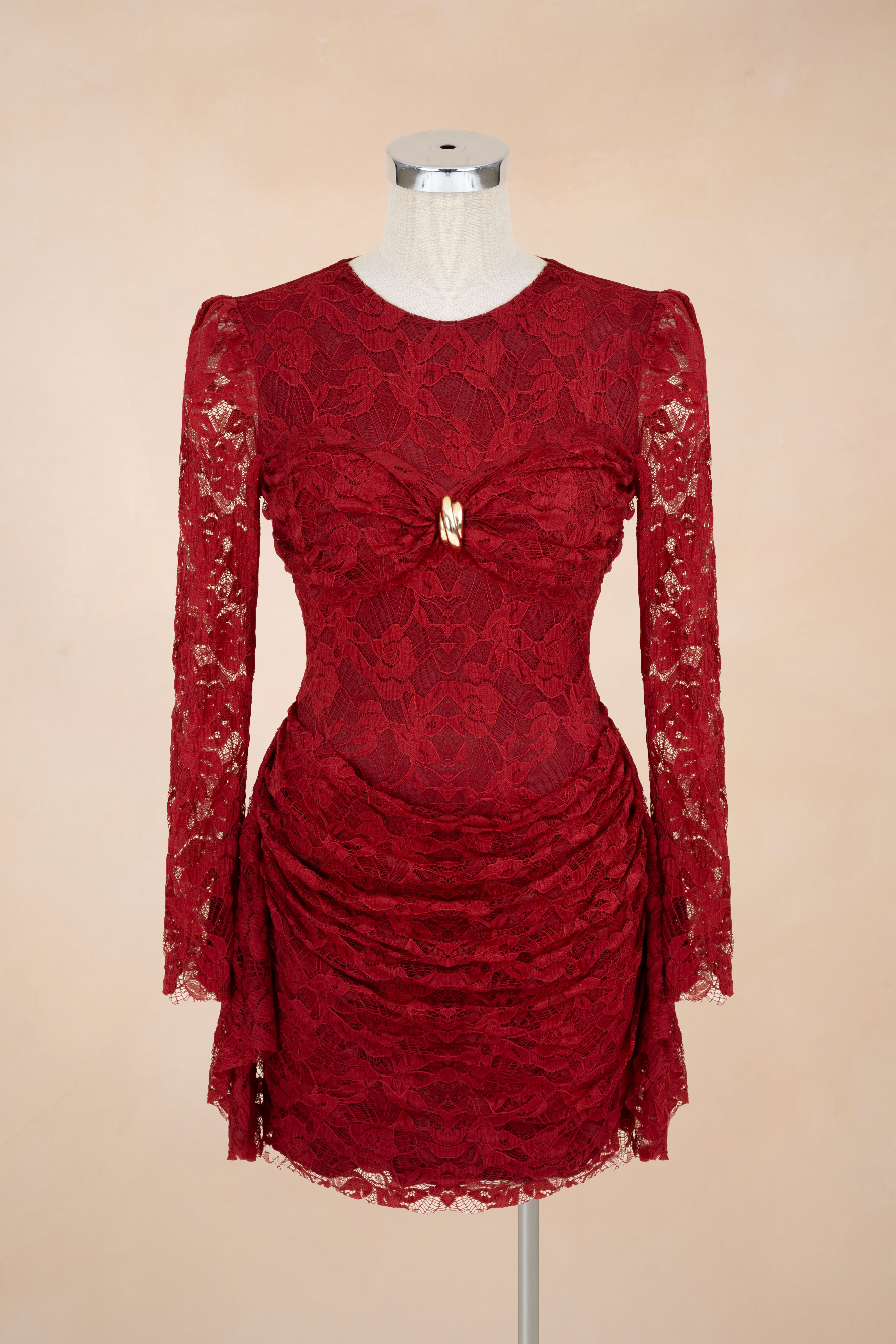 Đầm Cổ Tròn Nhúm Tay Loe