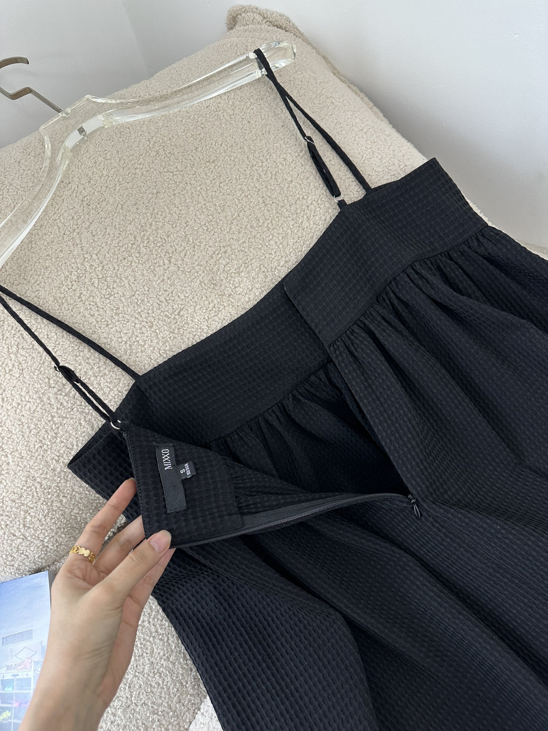 SALE D429  ĐẦM  ĐEN_thumbnail_4