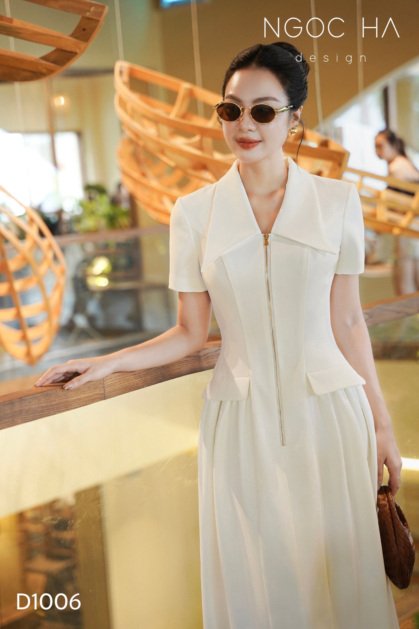 Ella Dress_Đầm Xếp Ly Xòe Khóa Đồng Màu Trắng D1006_thumbnail_2