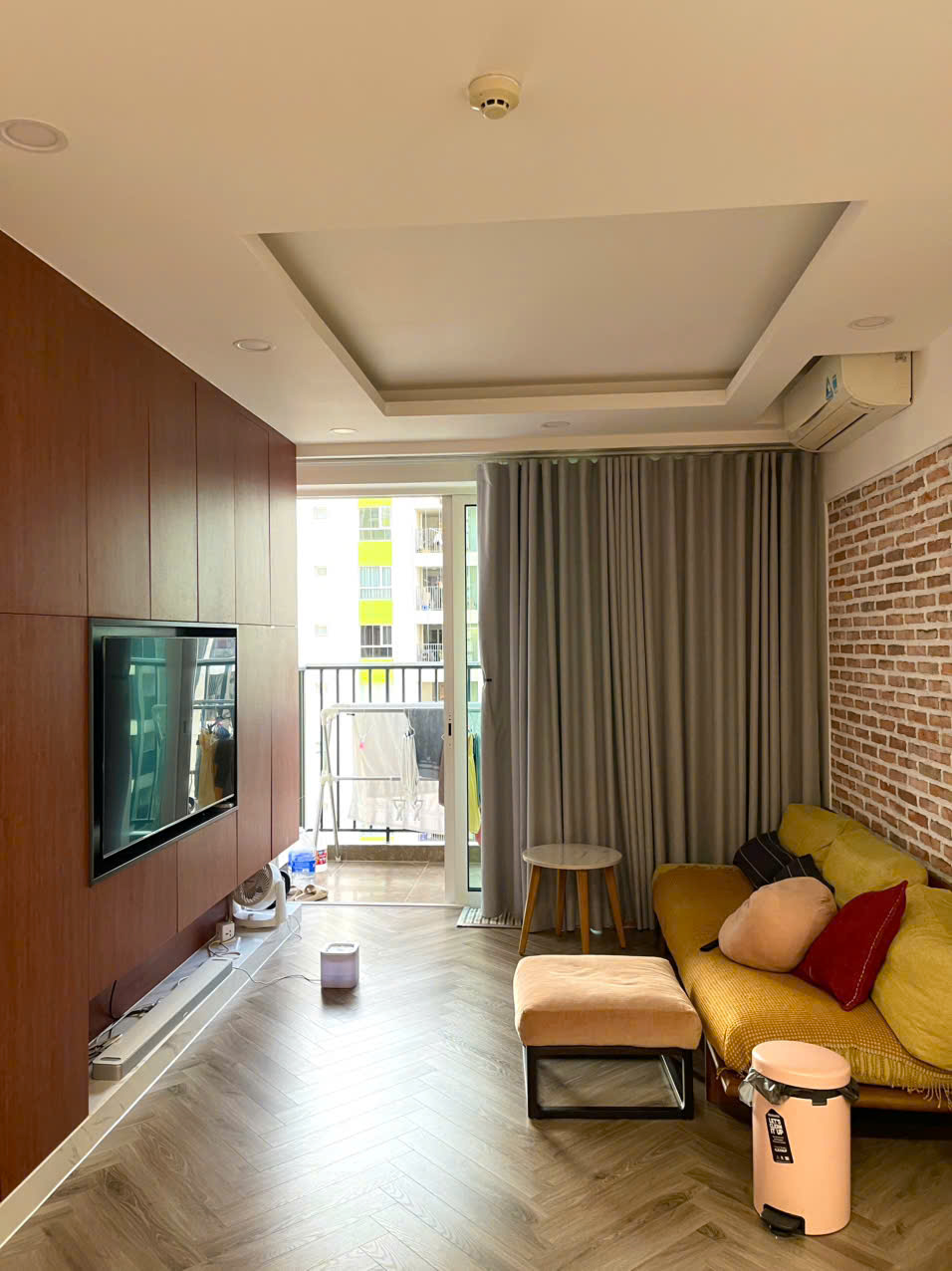 Dọn vào ở ngay - Cho thuê căn hộ 2pN 88m2, đầy đủ nội thất view nội khu tại dự án Vista Verde