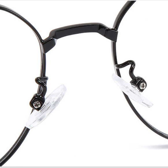 Classic Titanium Eyewear Oval Model_thumbnail_12