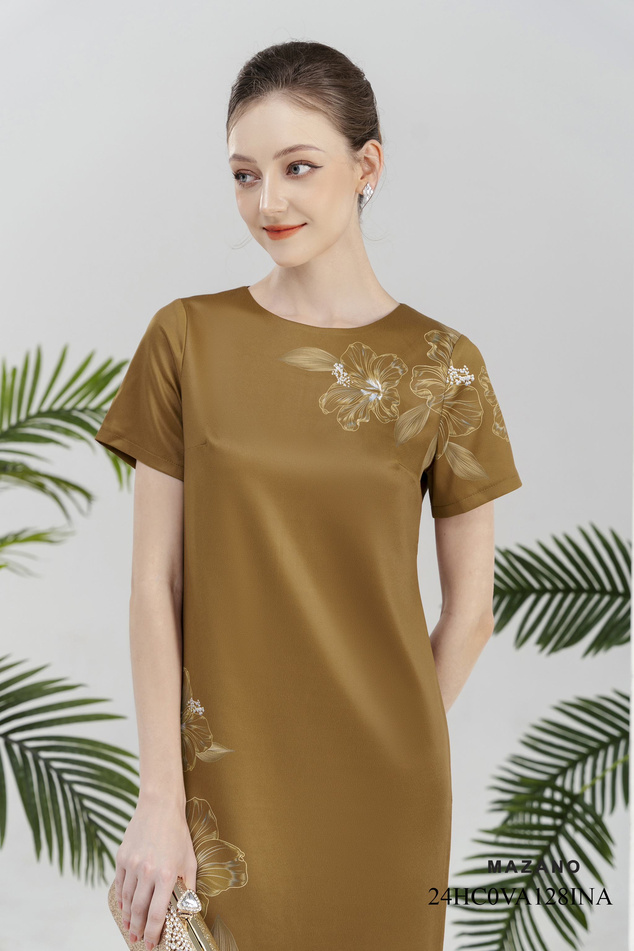 Đầm suông nâu, vải lụa họa tiết in bố cục_thumbnail_5