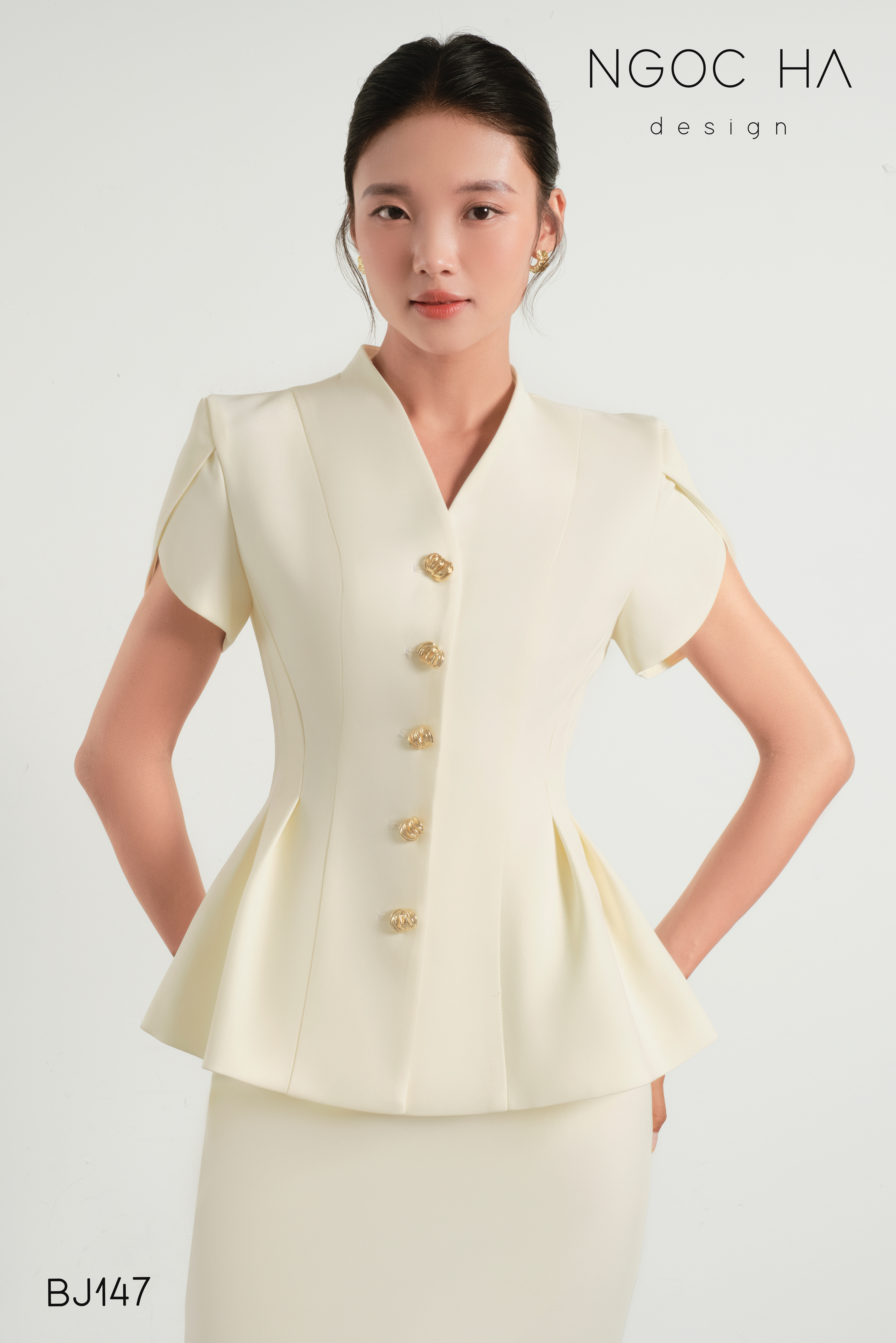 Karen Set_ Bộ Áo Xếp Ly Mix Chân Váy Bút Chì Màu Kem BJ147_thumbnail_4