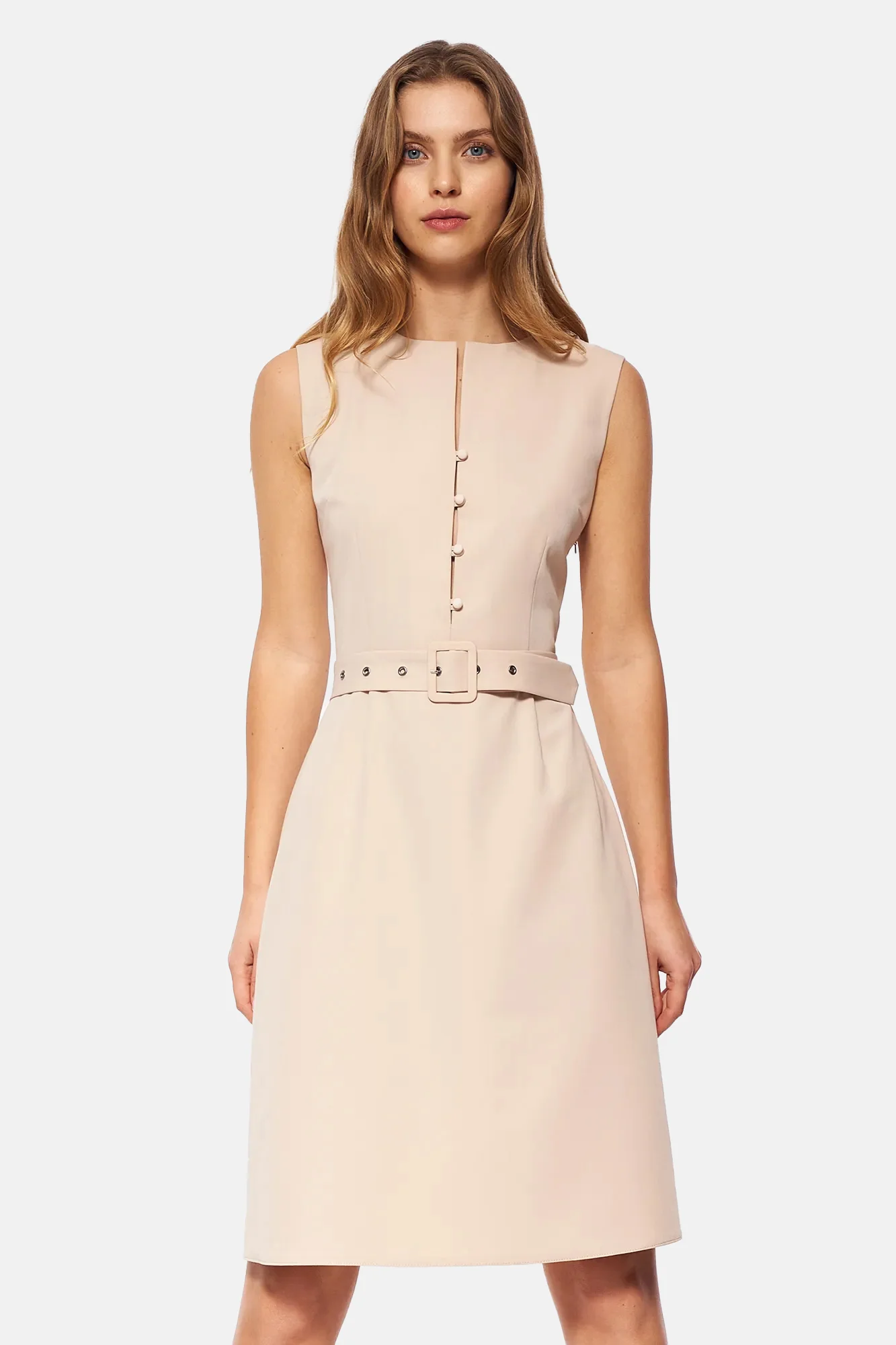 Dress with a lowered waist and pleats