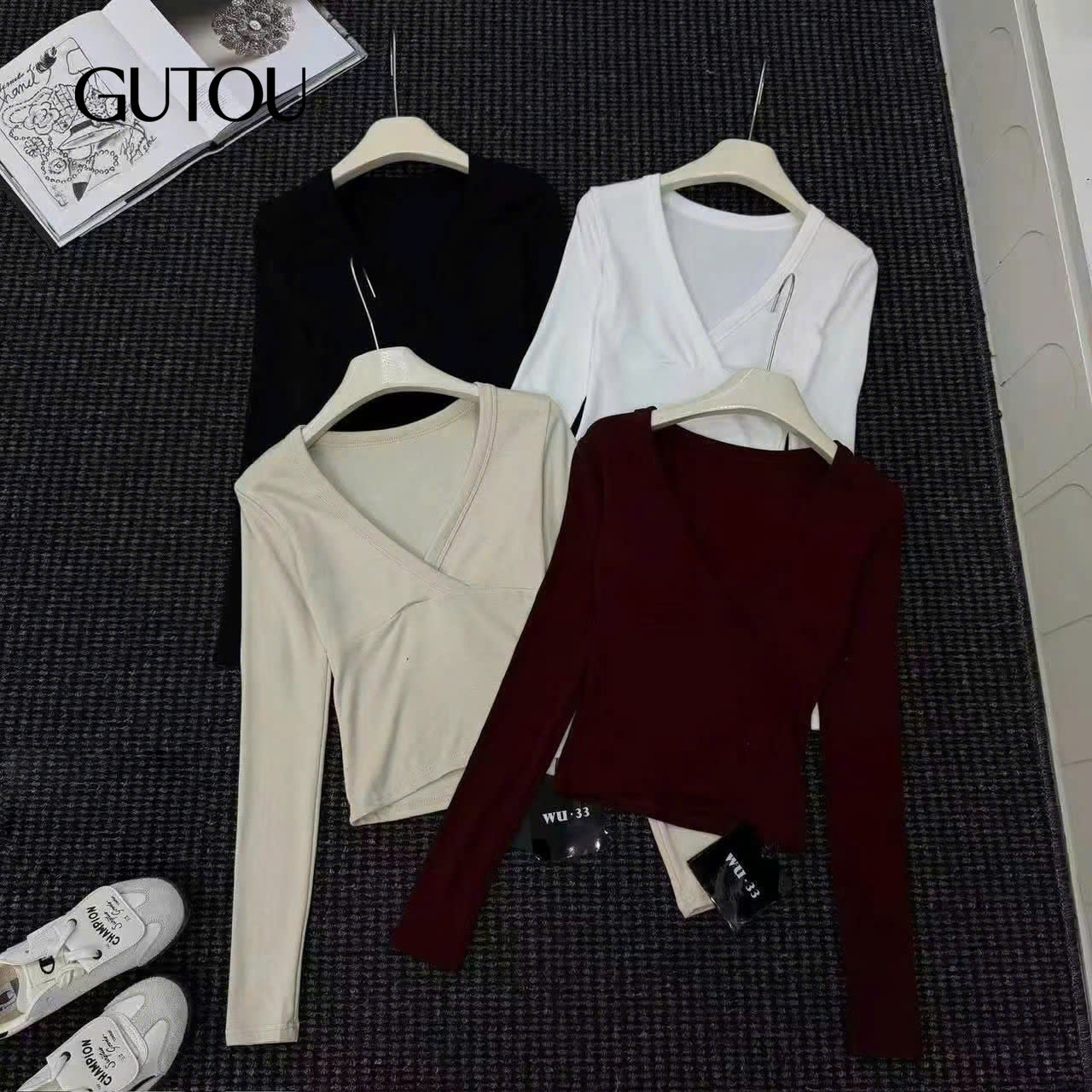 [ GUTOU ] Áo Thun Ôm Cổ V Aura Muse_thumbnail_9