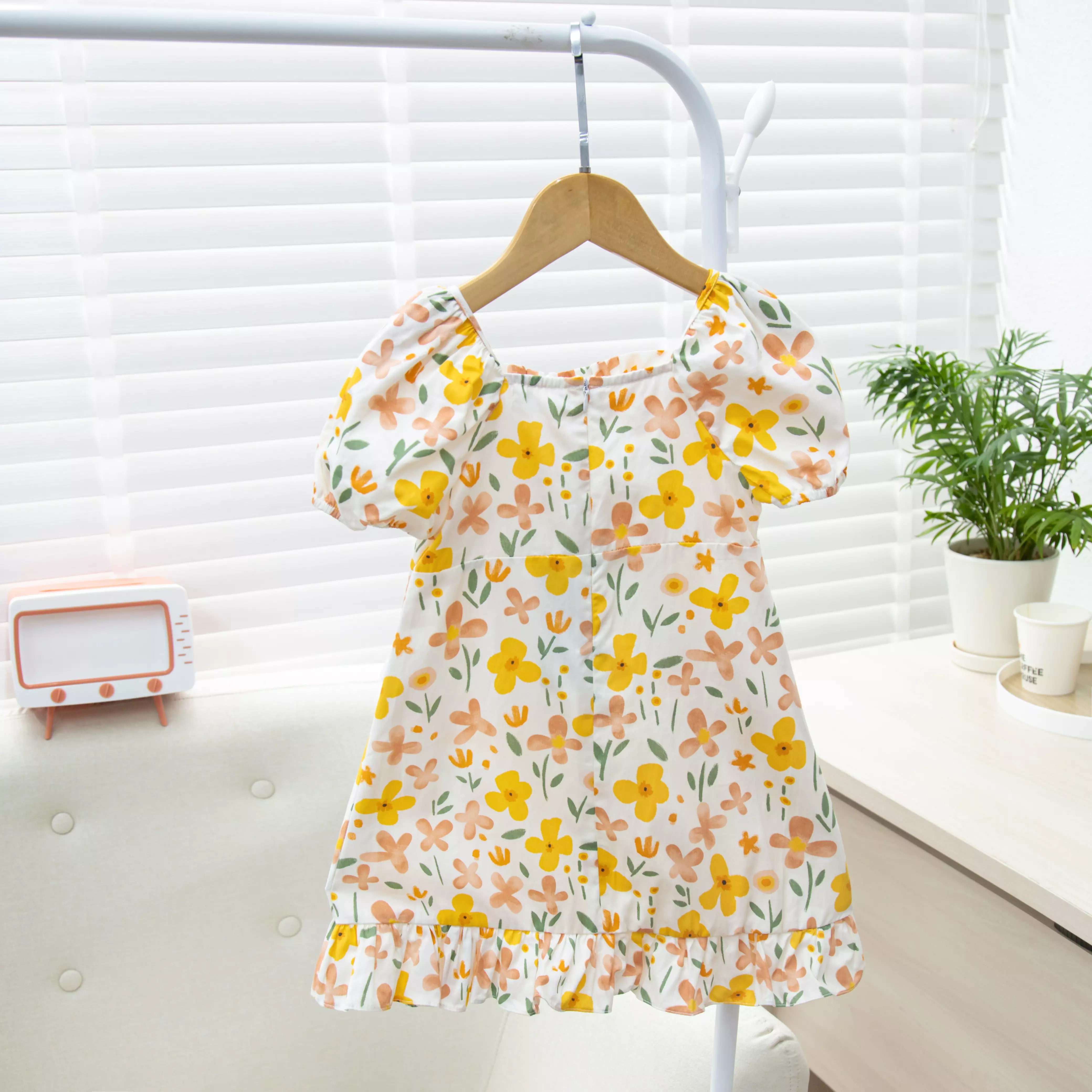 Váy thô hoa nhún ngực_thumbnail_2