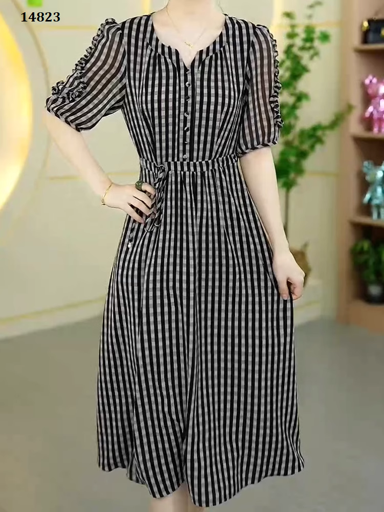 14823-Đầm xòe kẻ sọc tay phồng cách điệu ( lụa in)_thumbnail_0