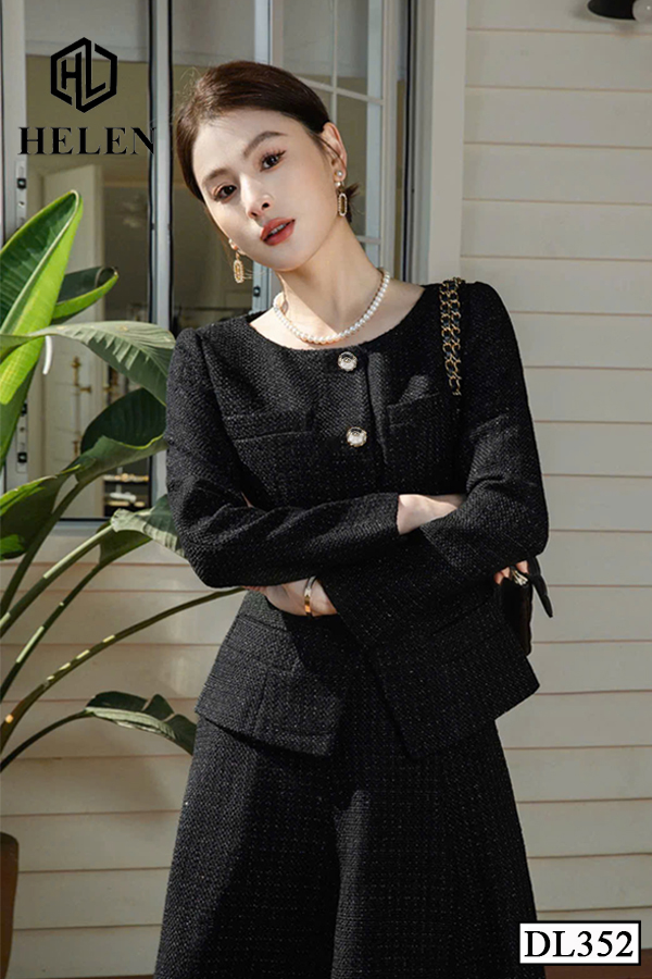 Đầm xòe peplum đen giả set tay dài DL352