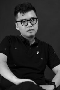 z4375470492177_5e6a963a53541667859d96ec64f59a7c-200x300