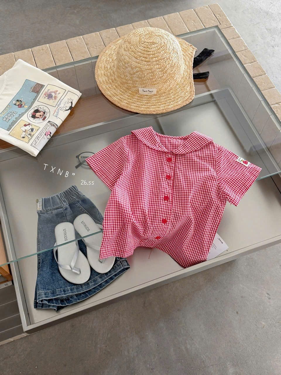 A40 - Áo sơ mi caro đỏ cổ sen cài nút hãng TXNB (Sz90-130)