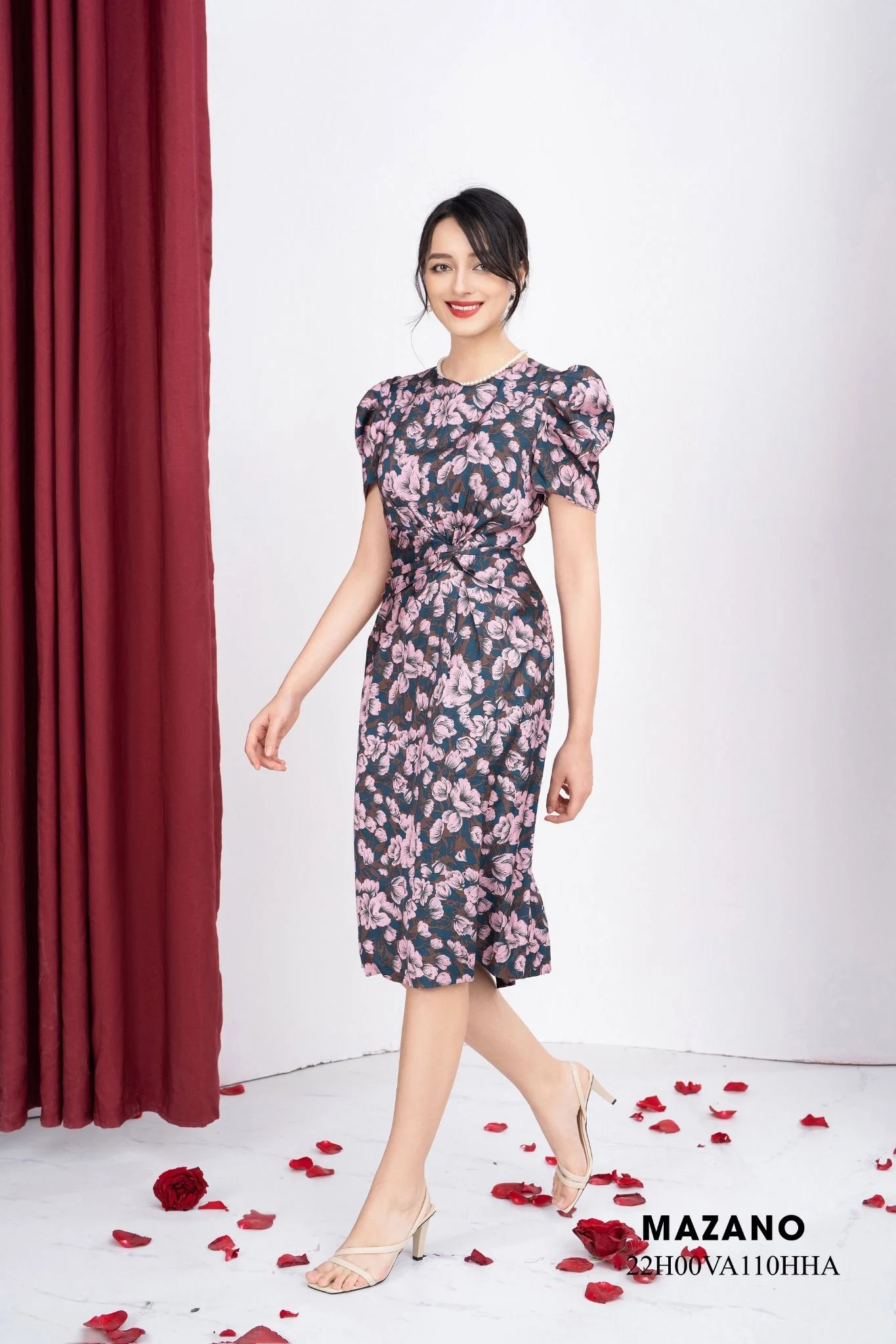 Đầm họa tiết xoắn eo tay bồng_thumbnail_3