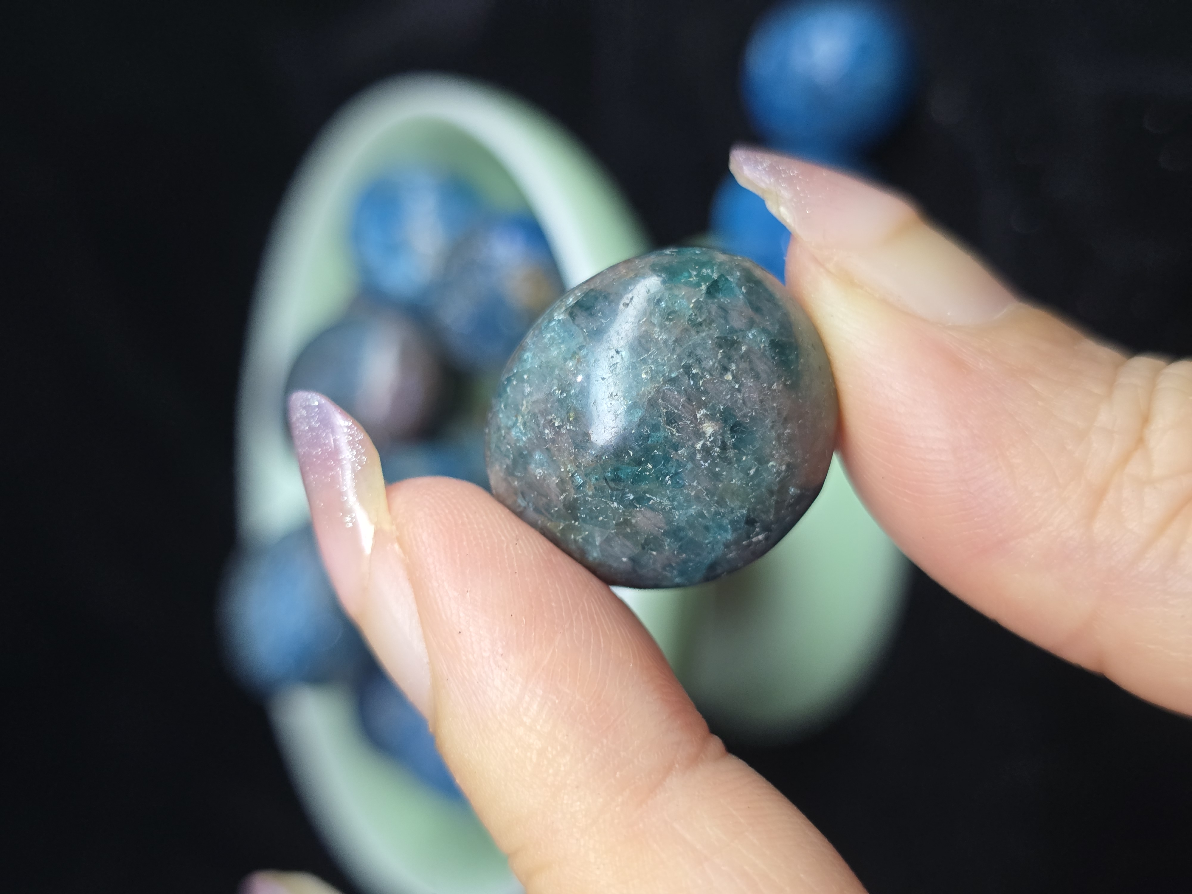 Đá cuội đã mài bóng / Tumbled Blue Apatite size 1 - 2cm/viên LOẠI HIGH QUALITY_thumbnail_3