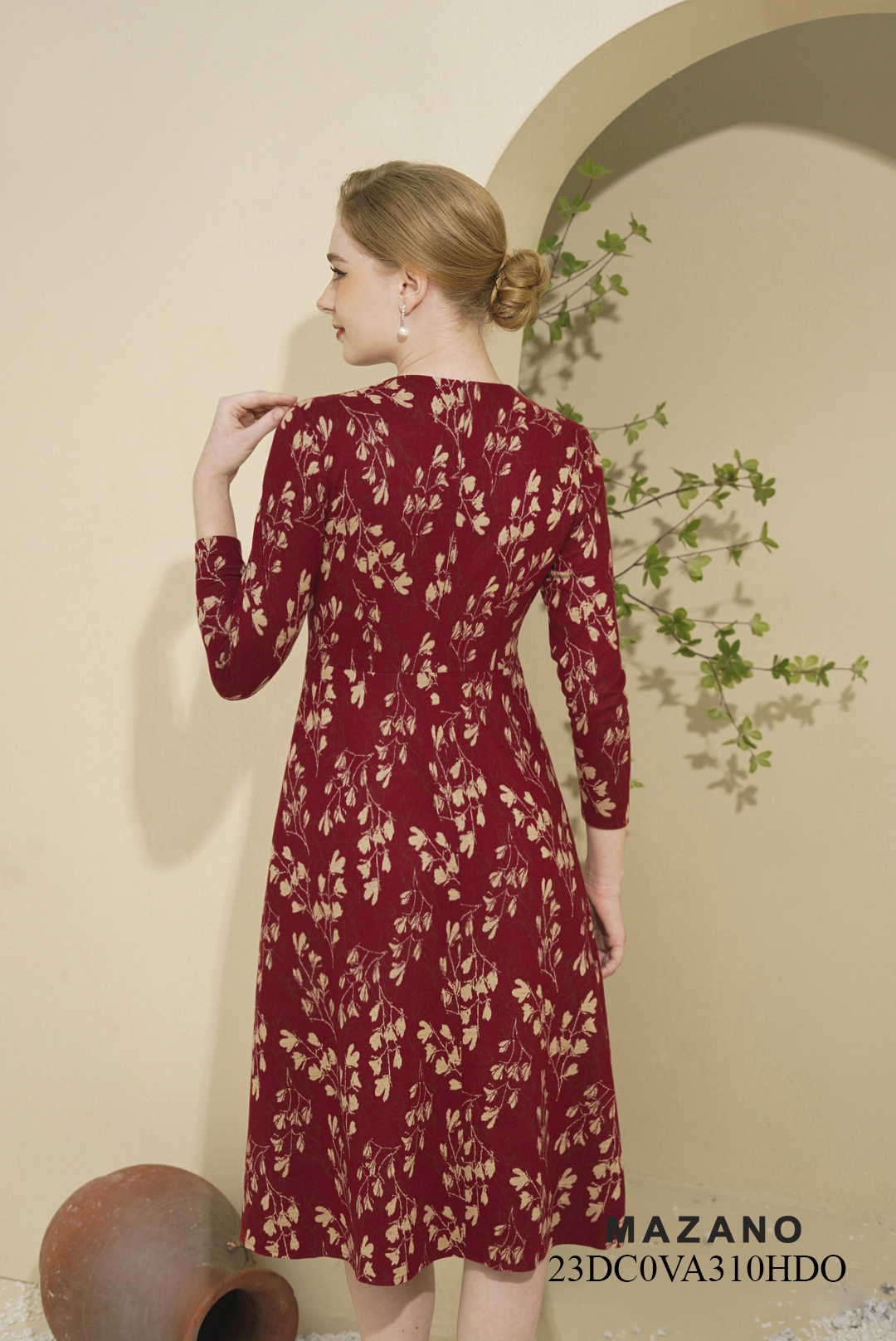 Váy Đầm Ôm Chân xếp ly Vải dạ len Cổ V Tay dài Dài ngang bắp chân_thumbnail_1