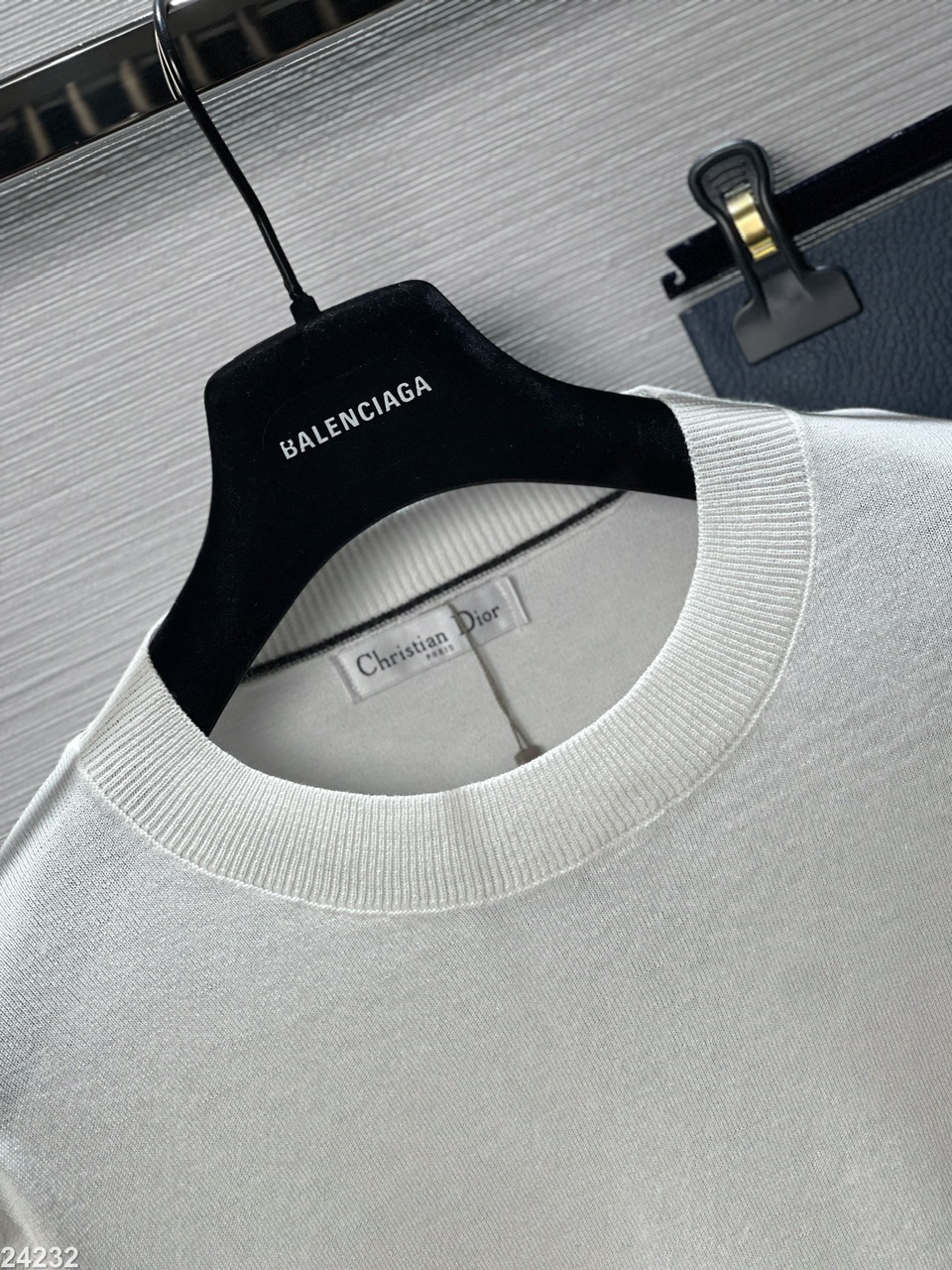 LEN CỘC TAY MONTOGHI CD_thumbnail_5