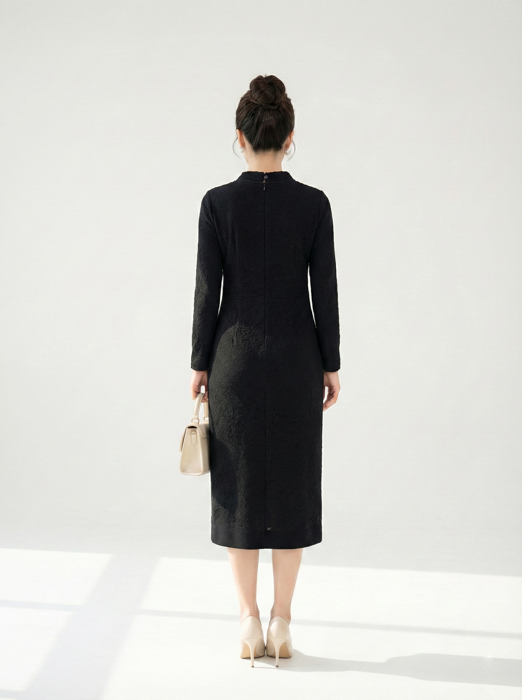 Váy Đầm Suông Vải dạ len Hoạ tiết hoa văn ren chìm Cổ tròn 3p Tay dài Dài qua gối_thumbnail_5