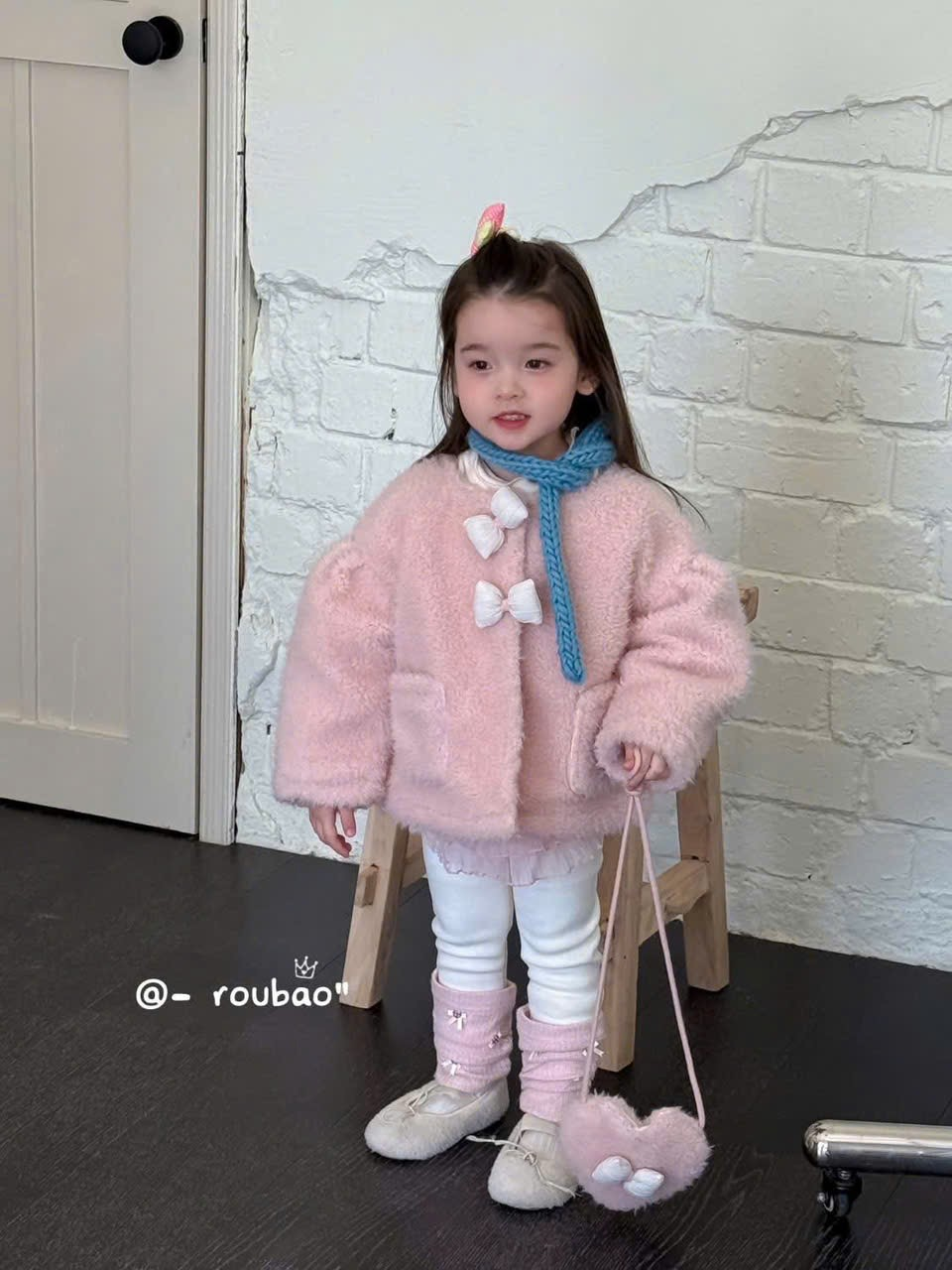 (M117) Áo khoác trần bông kèm túi màu hồng đính nơ_thumbnail_0