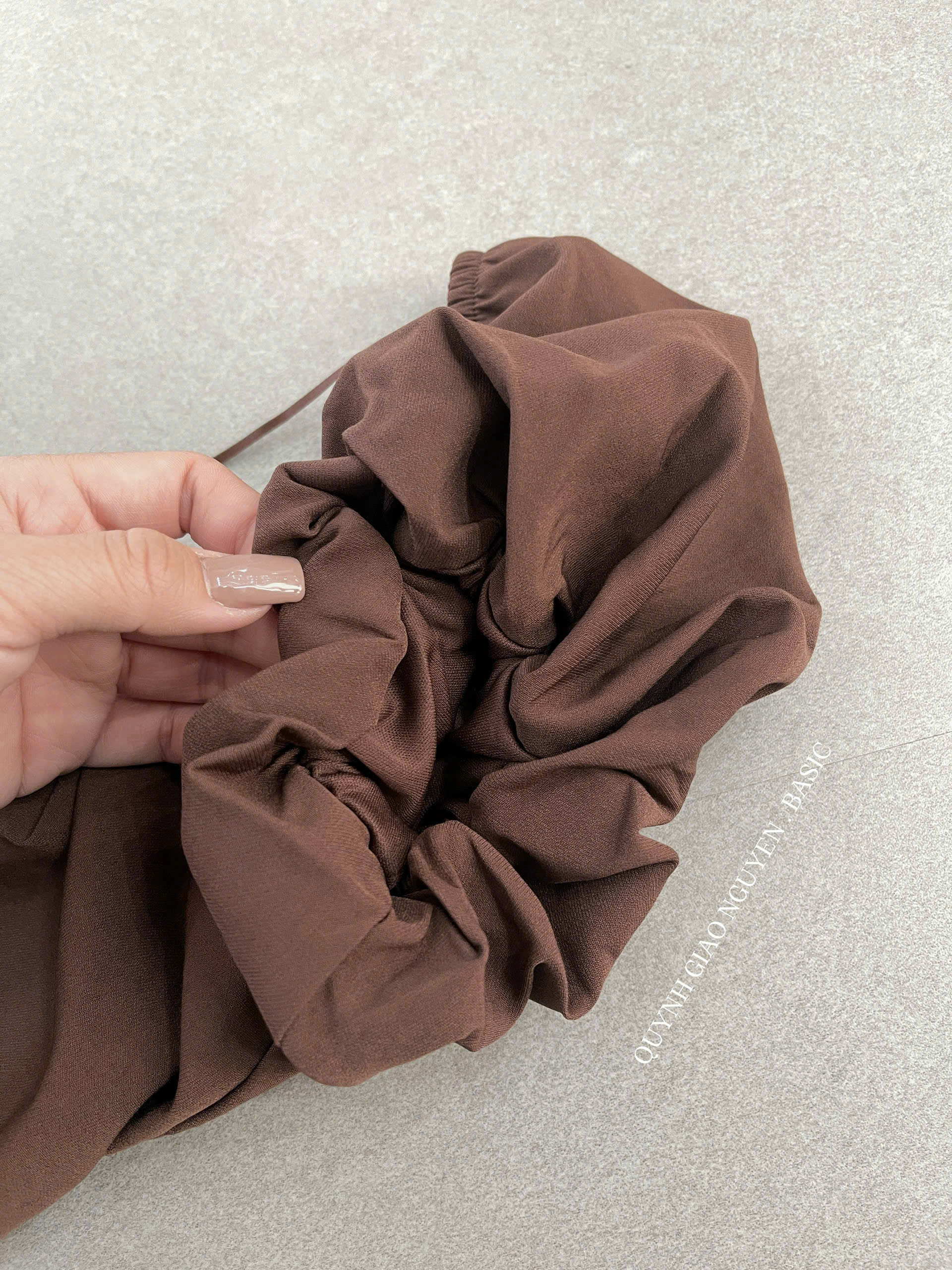 Đầm Stra hở lưng ( ĐEN )_thumbnail_10