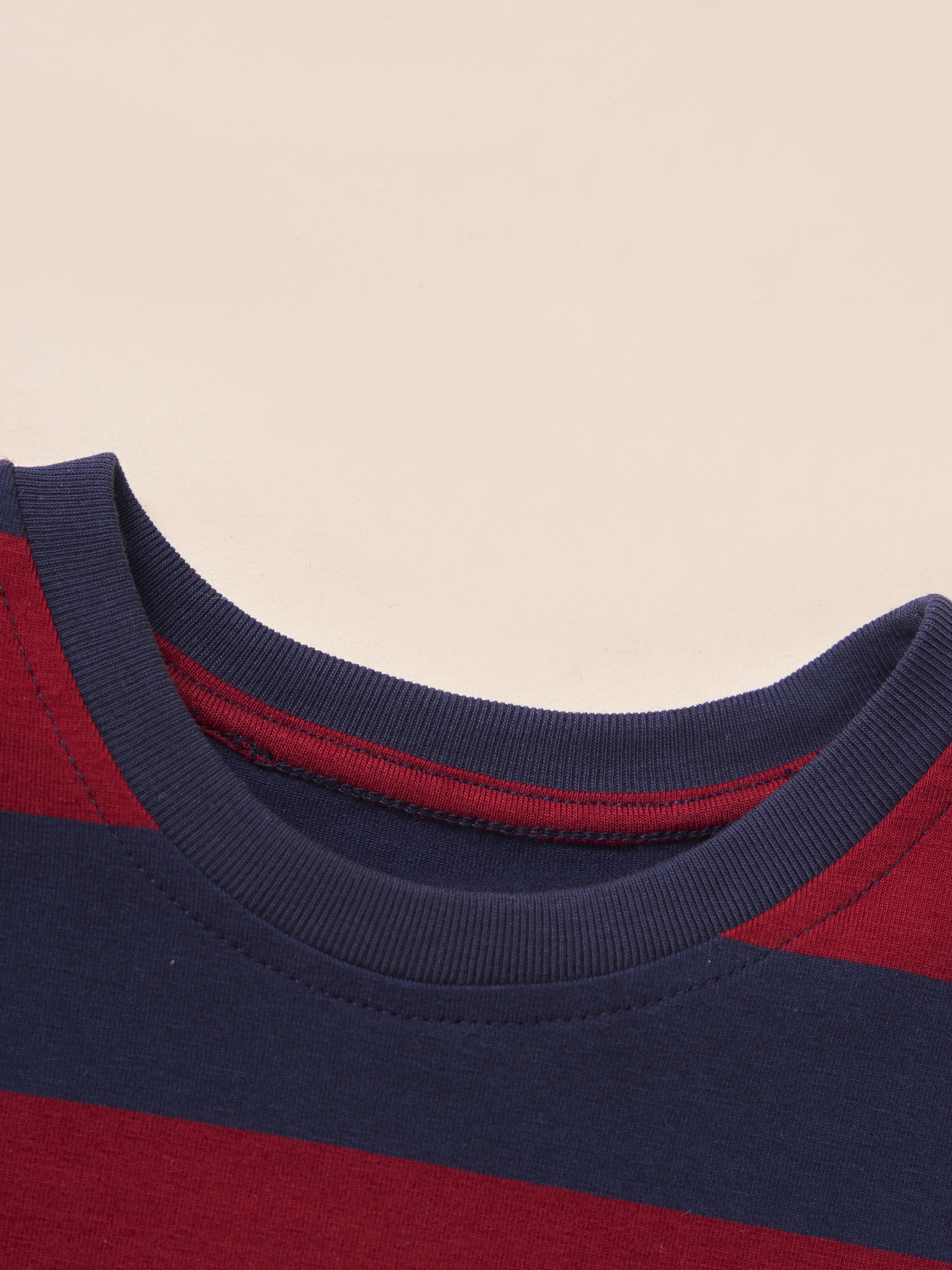 Áo thun kẻ in hình thân trước_thumbnail_2