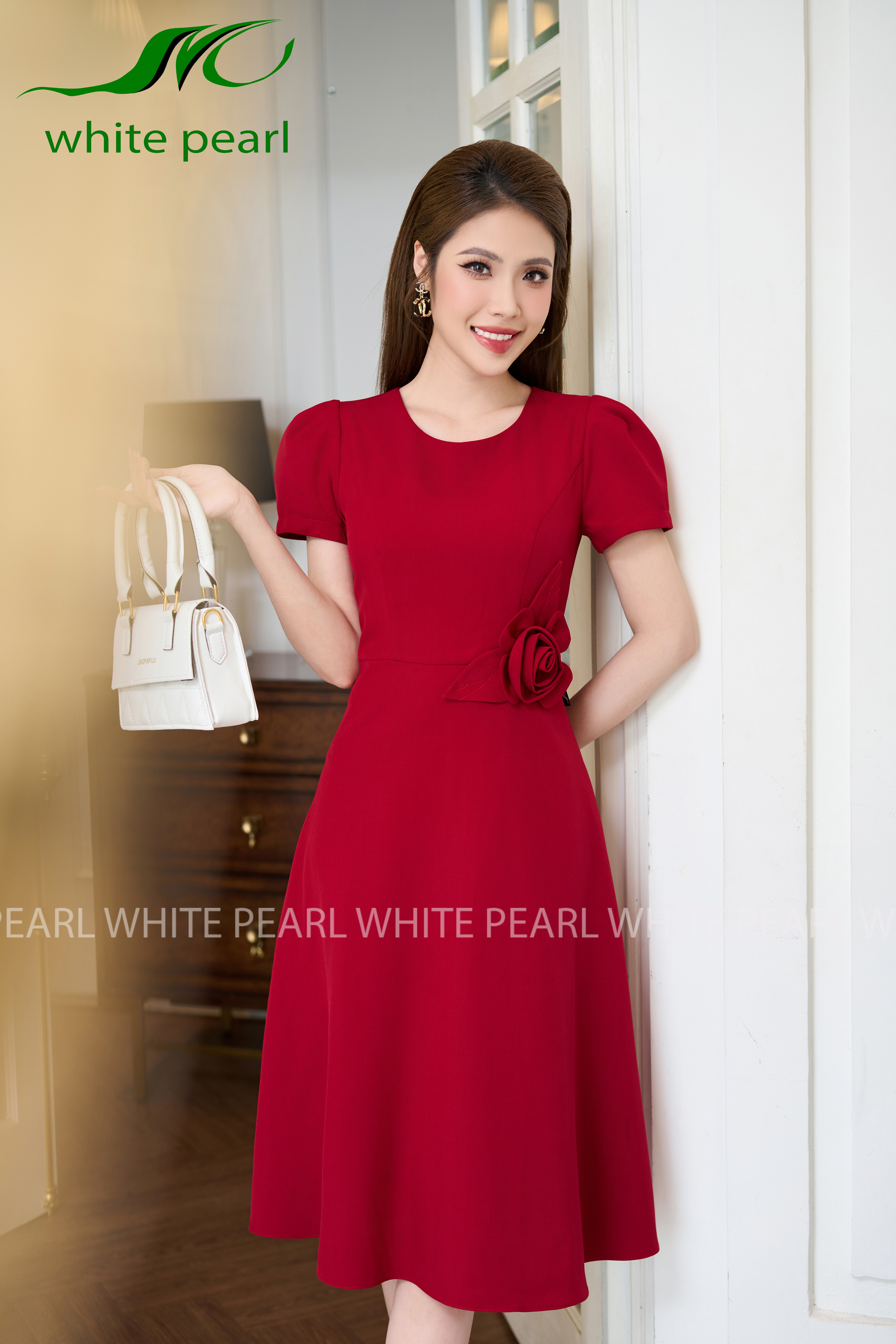 Đầm eo đính hoa D2408 Màu Đỏ thời trang công sở cao cấp White Pearl
