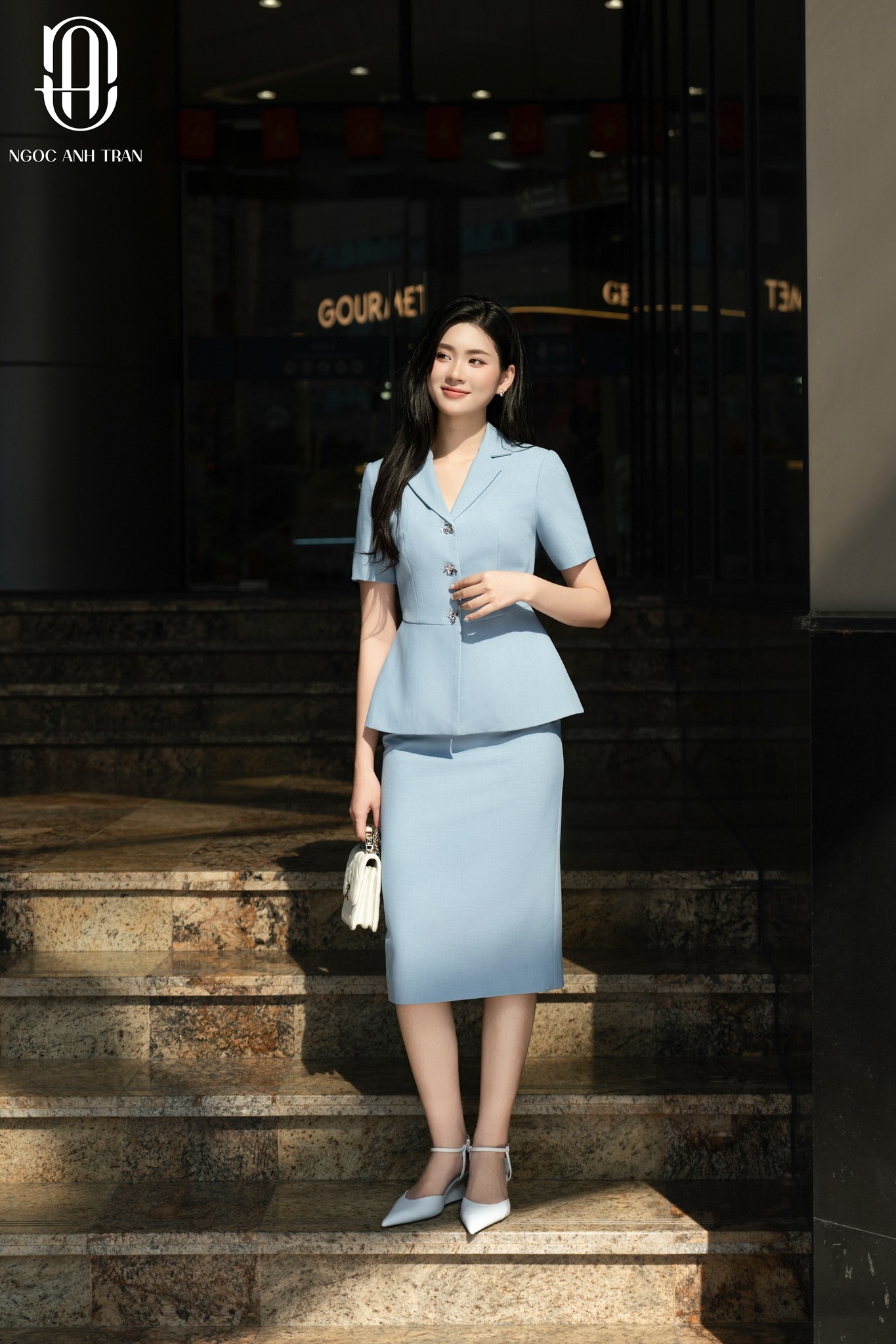 V039 - Set vest xanh dương phối chân váy cùng màu