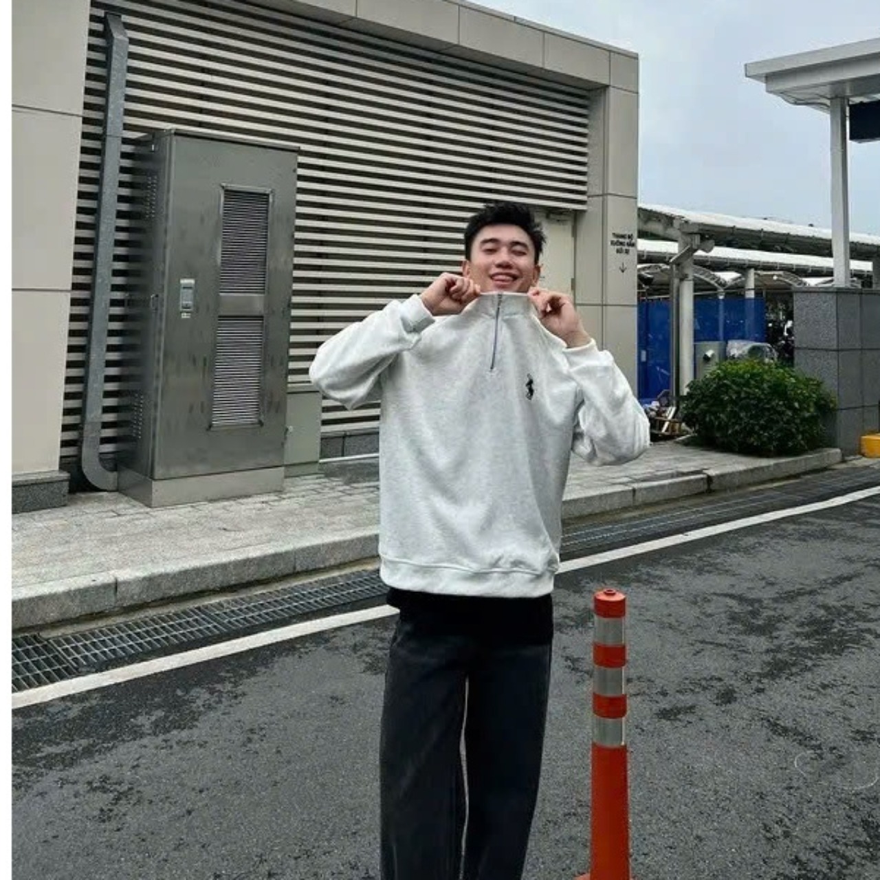 Áo Sweater Cổ Zip NAMTINO Unisex_thumbnail_6