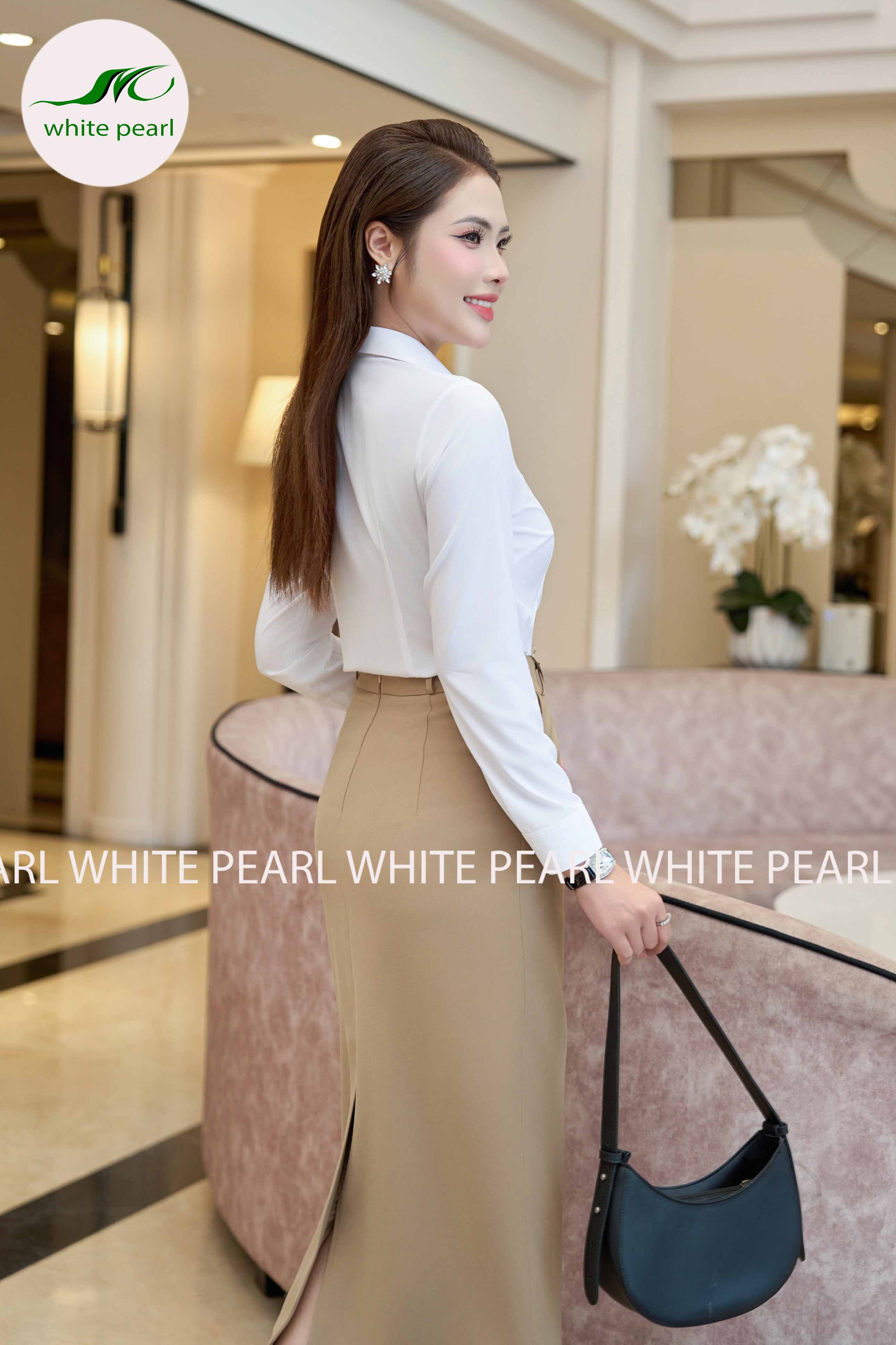 Áo sơ mi cổ đức tay dài kết hợp Chân váy ôm suông đỉa X CVTT26-11 Thời trang công sở cao cấp White Pearl_thumbnail_2