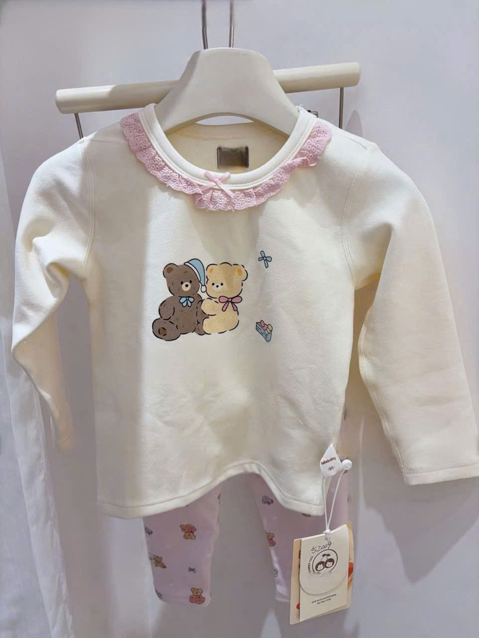 (N13) Set ngủ dày vừa màu kem cổ bèo hình 2 gấu | Size 100-140