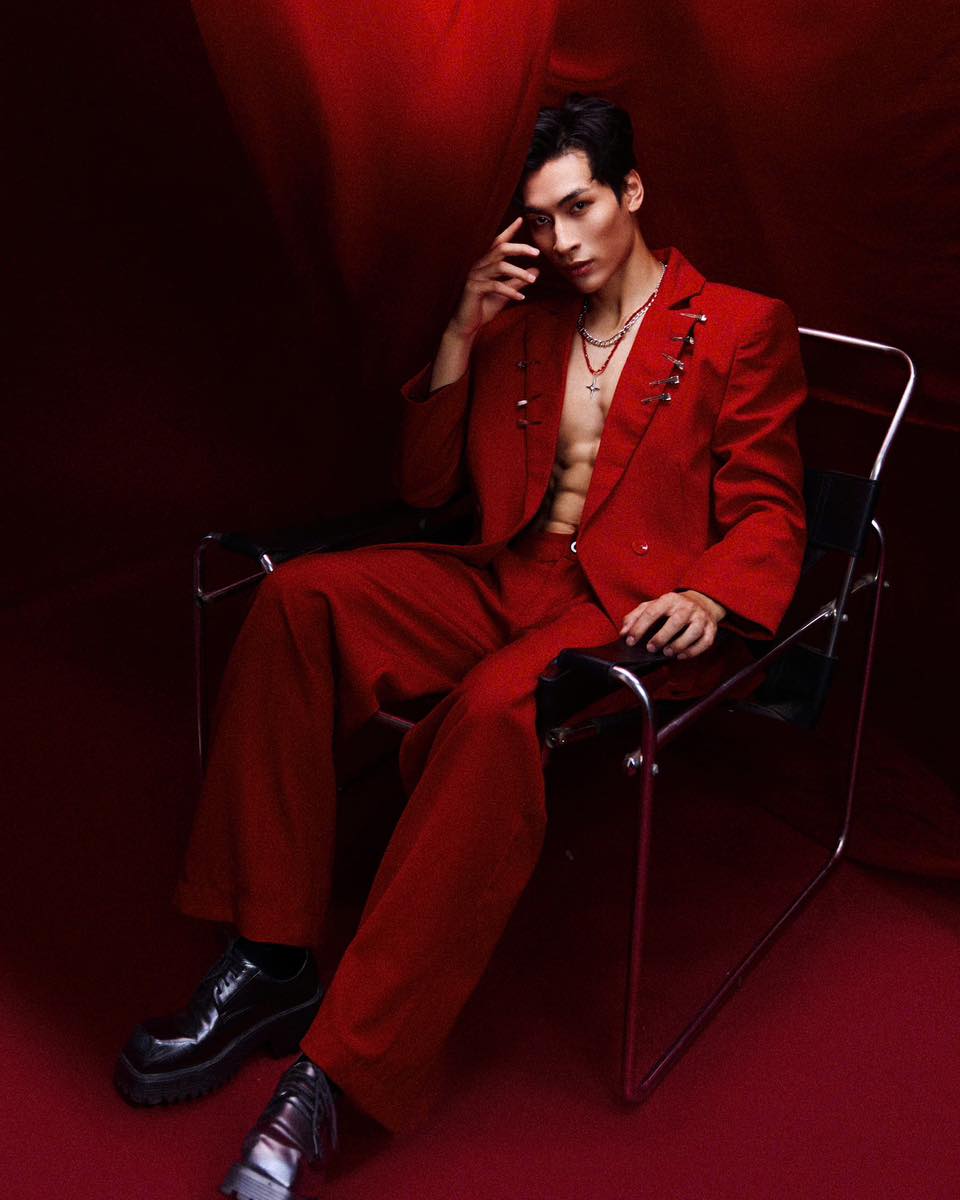 Suit đỏ phá cách – Táo bạo & đầy khí chất_thumbnail_3