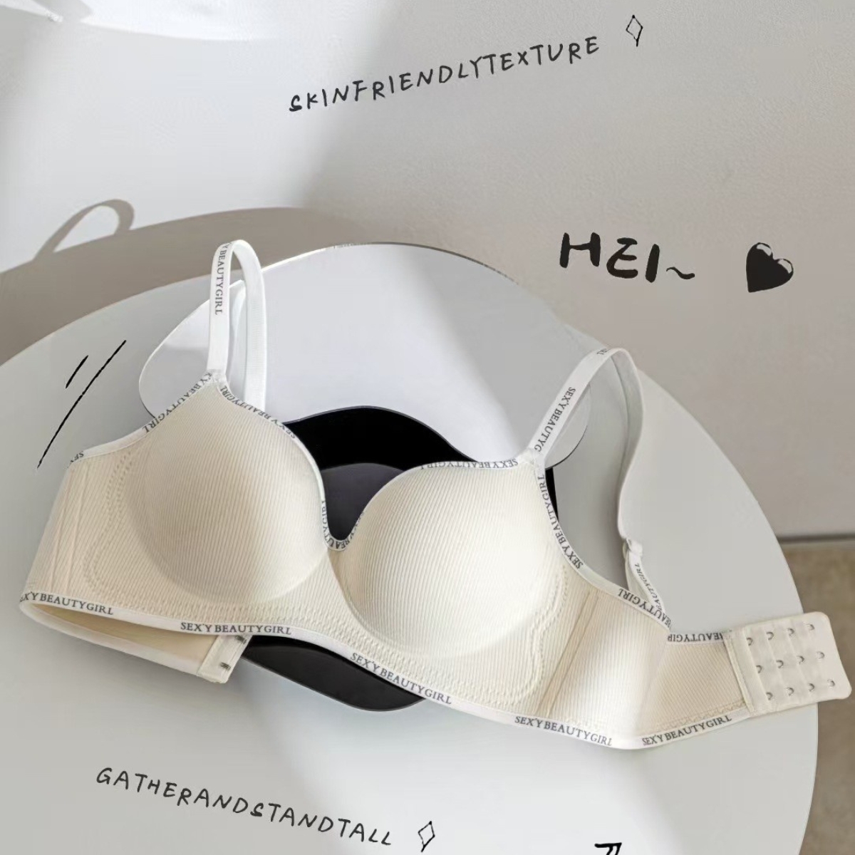 [Mã B55] Áo Lót Cotton Nữ  Mút Dày 5cm Nâng Vòng 1 Không Gọng Áo Bra Chất Cotton Không Gọng Có Mút Dày Đệm Tròn Gom Quả Chống Xệ Hạn Chế Ngấn Mỡ Lưng -- Vikam_thumbnail_4