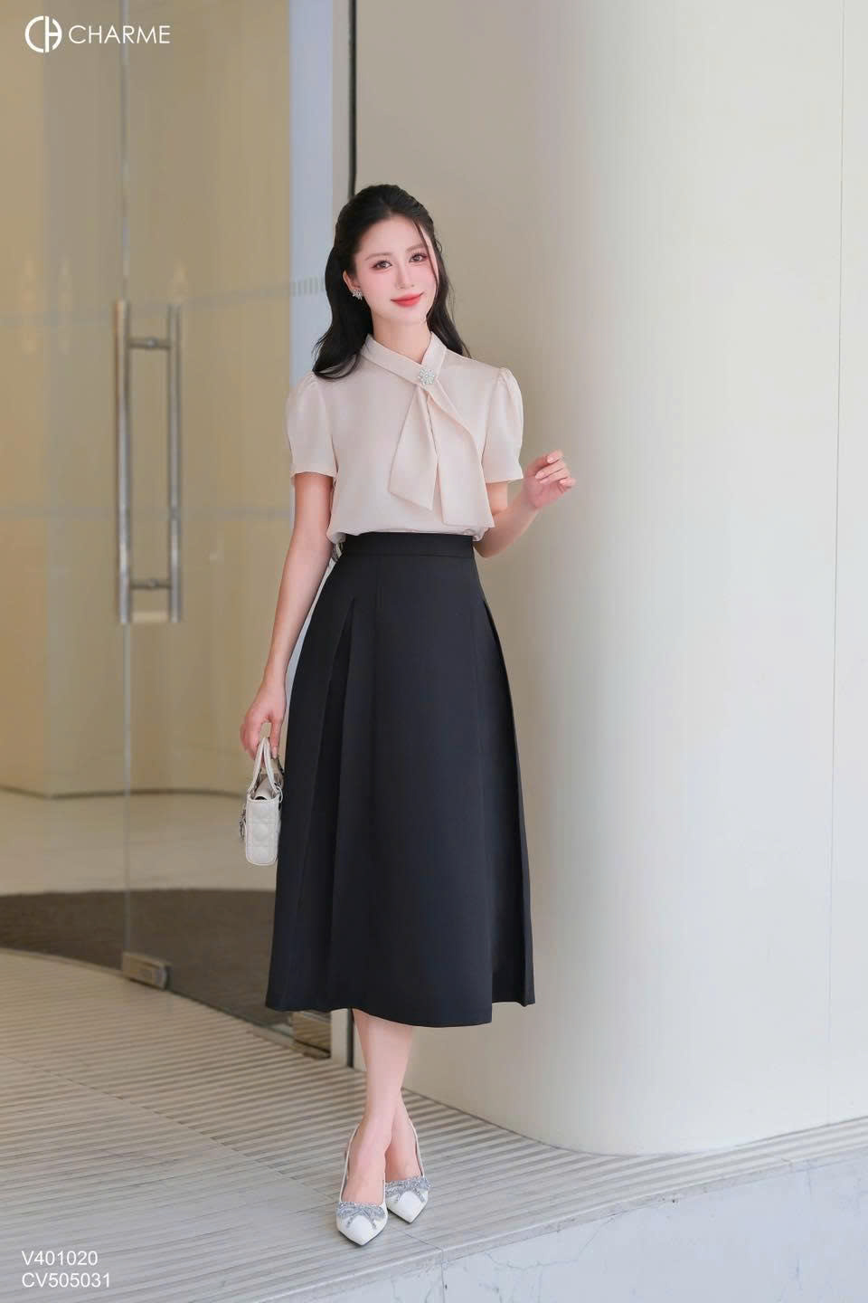 Chân váy dáng A ghép mảnh