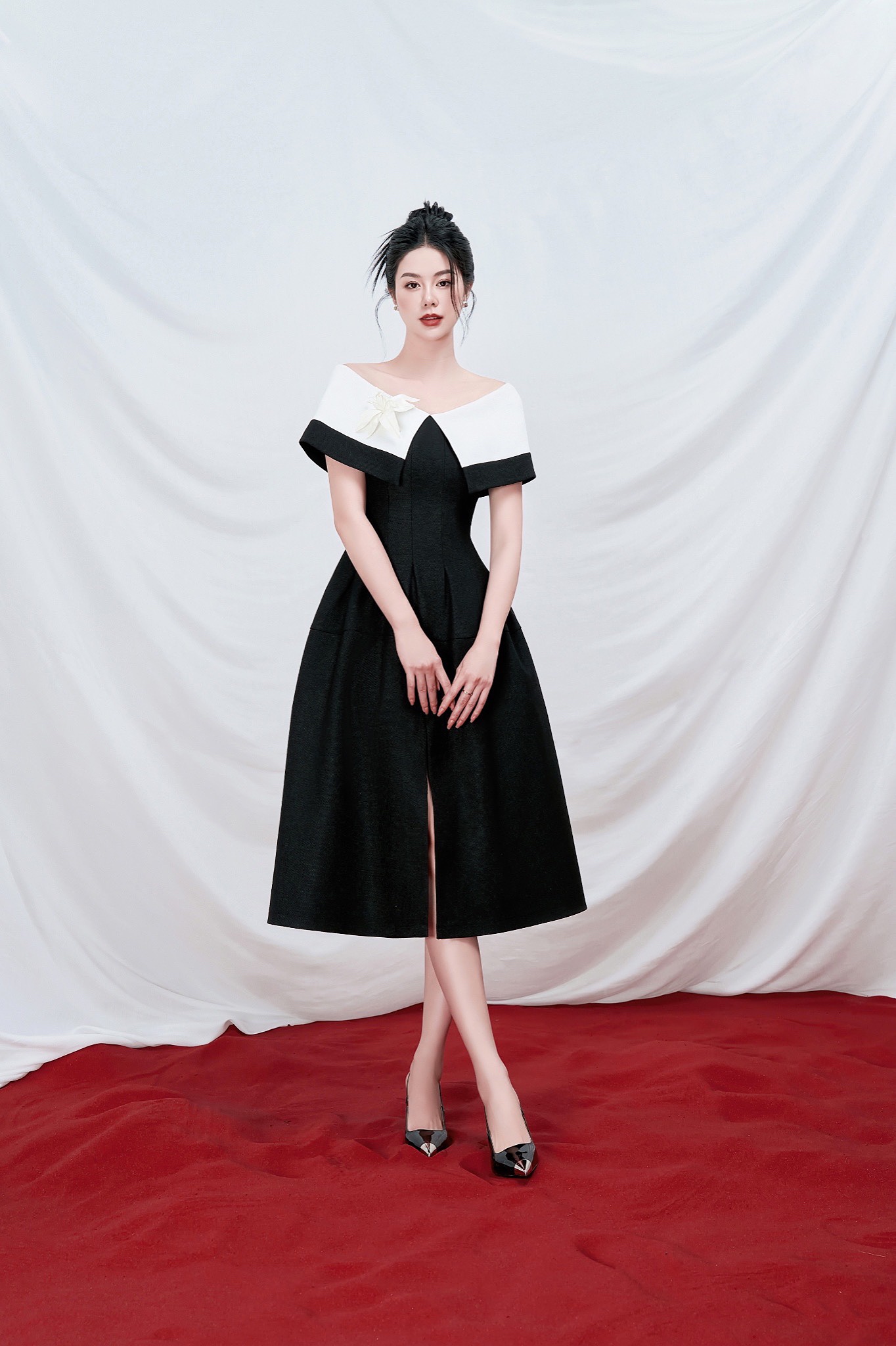 Black Tessa Dress_thumbnail_2