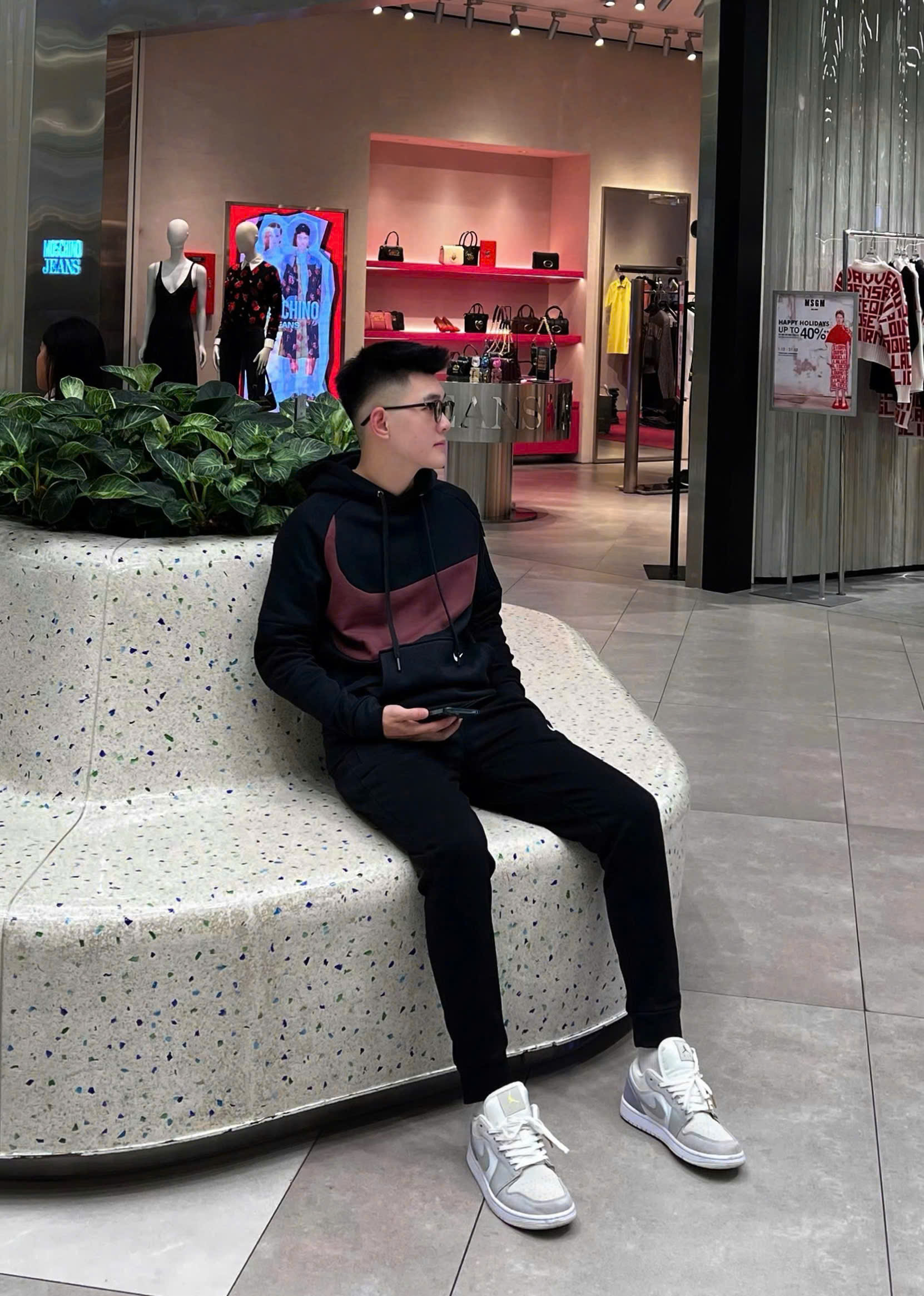 Nike Swoosh Hoodie & Jogger Set