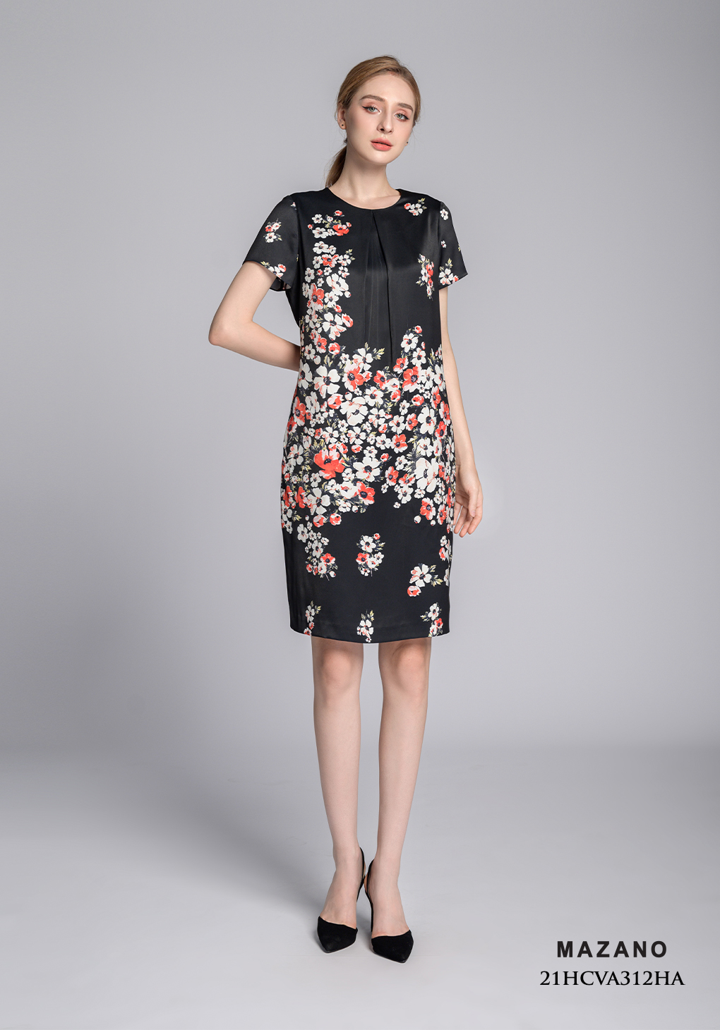 Váy suông đen họa tiết hoa cách điệu