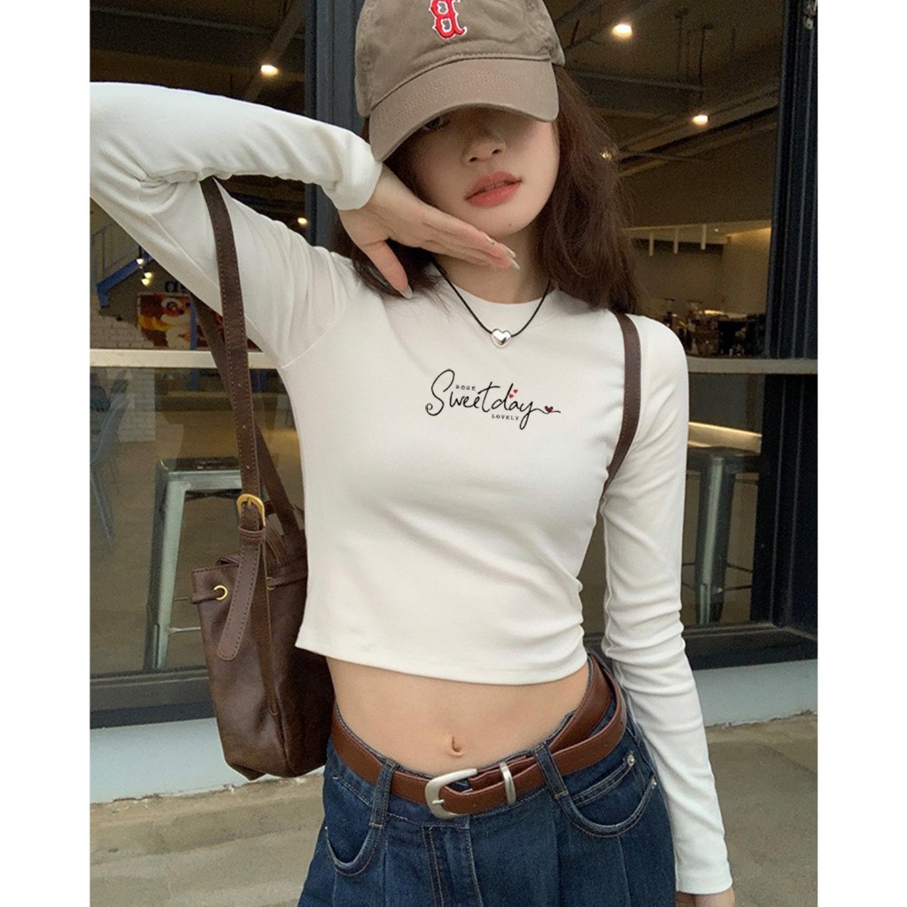 Áo croptop tay dài nữ in chữ Sweetday - Áo thun dài tay thu đông LOZA CD6849