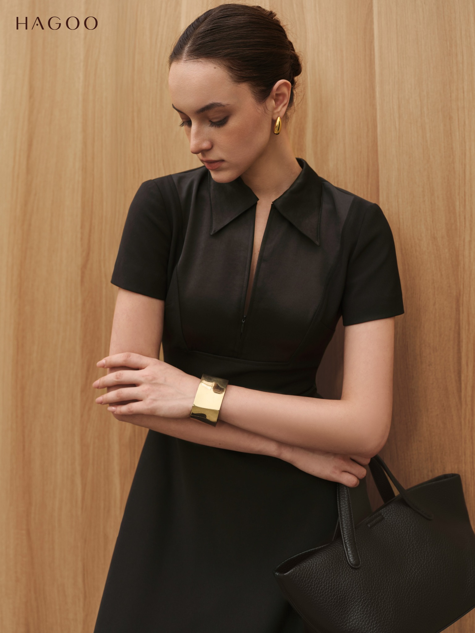 Váy đen xòe khóa kéo thắt đai HAGOO