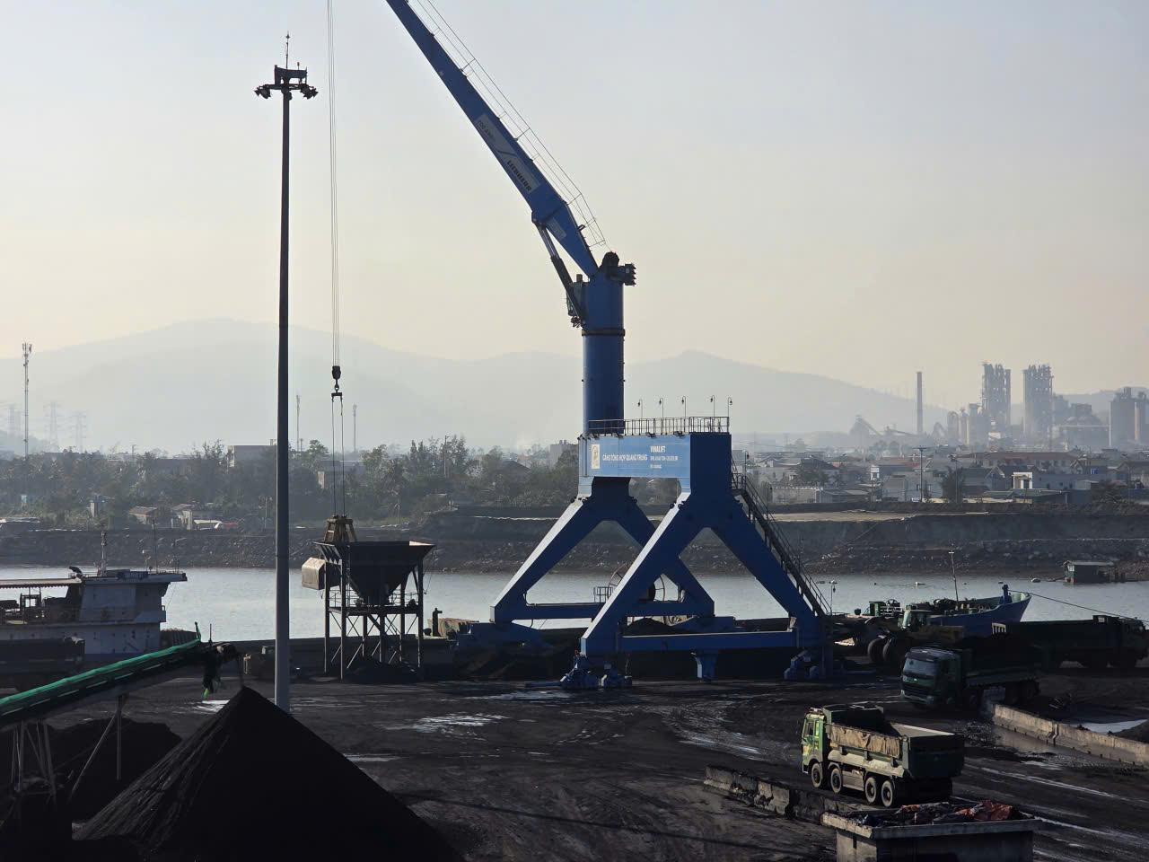 Điều chỉnh chủ trương đầu tư dựa án Cảng tổng hợp Quang Trung tại KKT Nghi Sơn - Thanh Hóa: “Cú bẻ lái ngoạn mục”