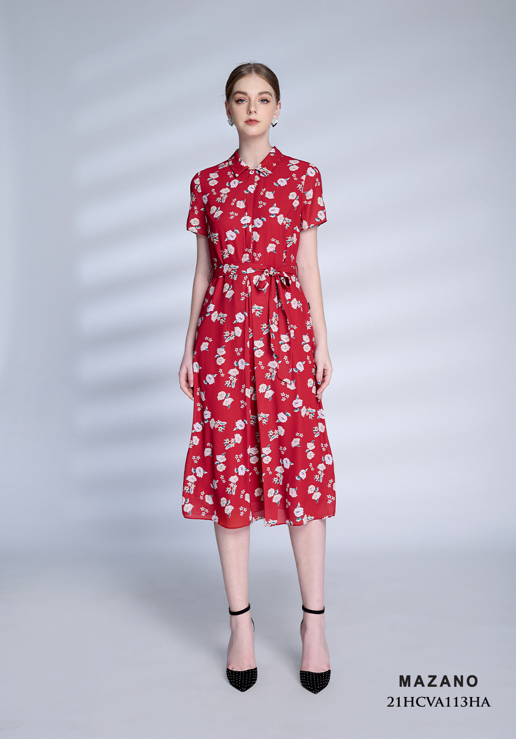 Váy đỏ họa tiết hoa trắng thắt đai_thumbnail_0