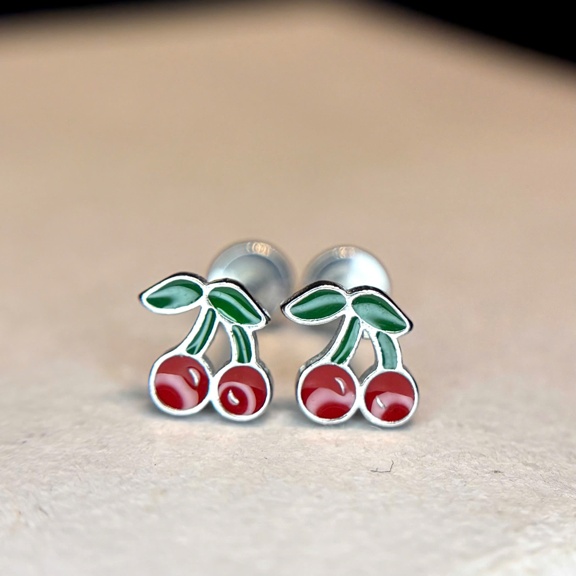 Khuyên kiểu cherry trơn dẹt