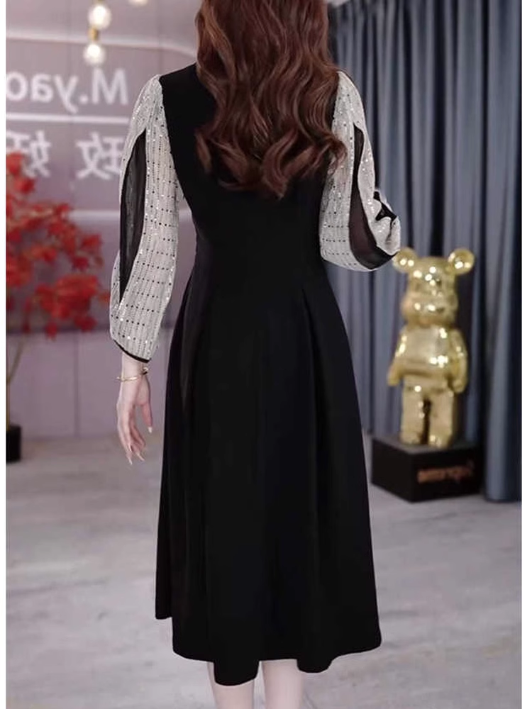 15037-Đầm A xoè đen phối  tay kim sa  cách điệu ( thun mịn , kim sa)_thumbnail_2