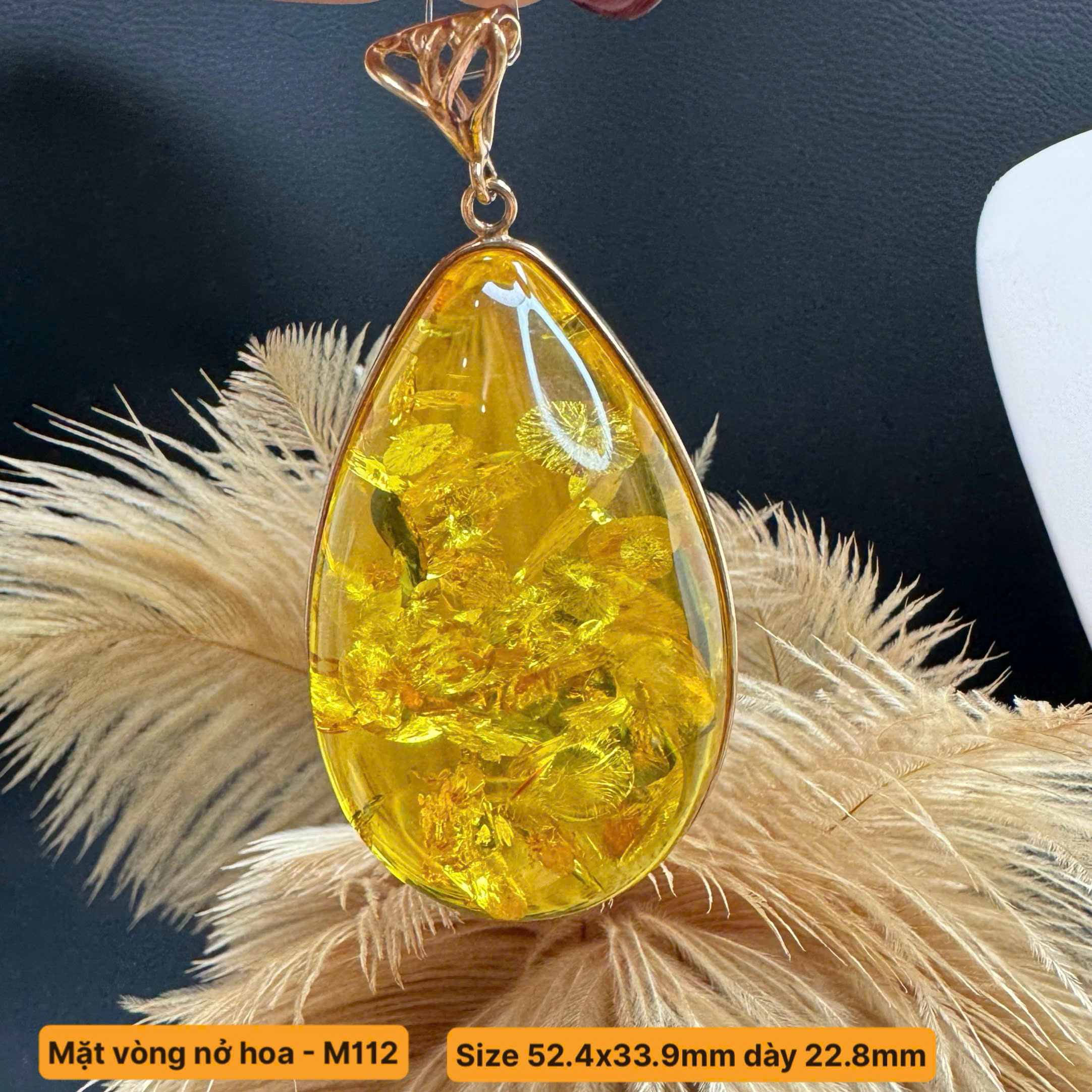 Mặt Vòng Nở Hoa - M112