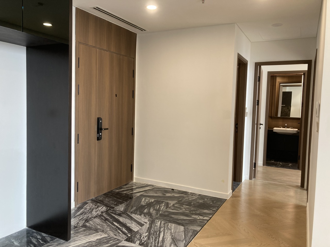 Đừng bỏ lỡ giỏ hàng căn hộ 2PN Lumiere Riverside view lung linh, cực đỉnh_thumbnail_5