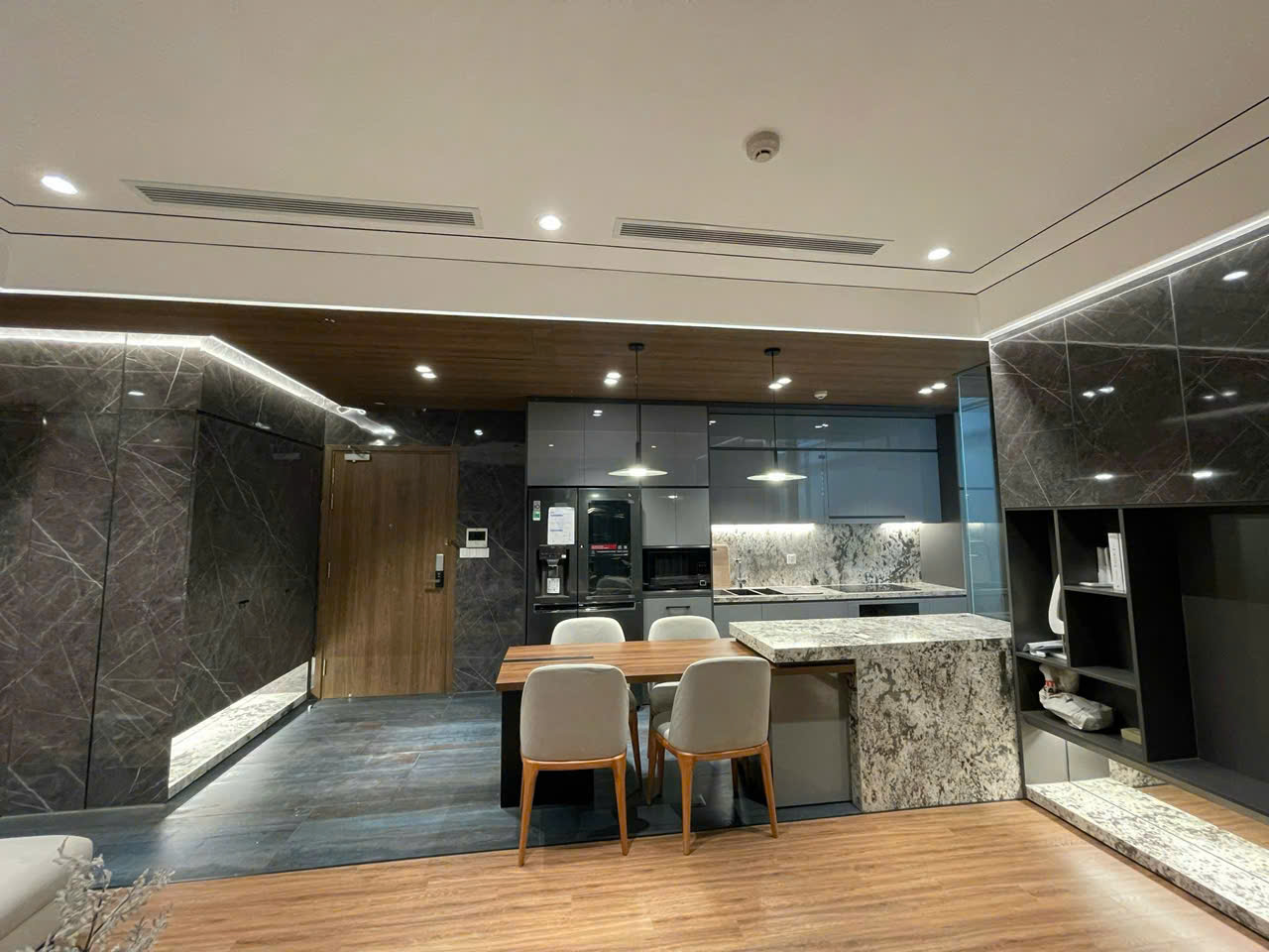 BÁN CĂN HỘ 2PN THÁP BAHAMAS ĐẢO KIM CƯƠNG QUẬN 2