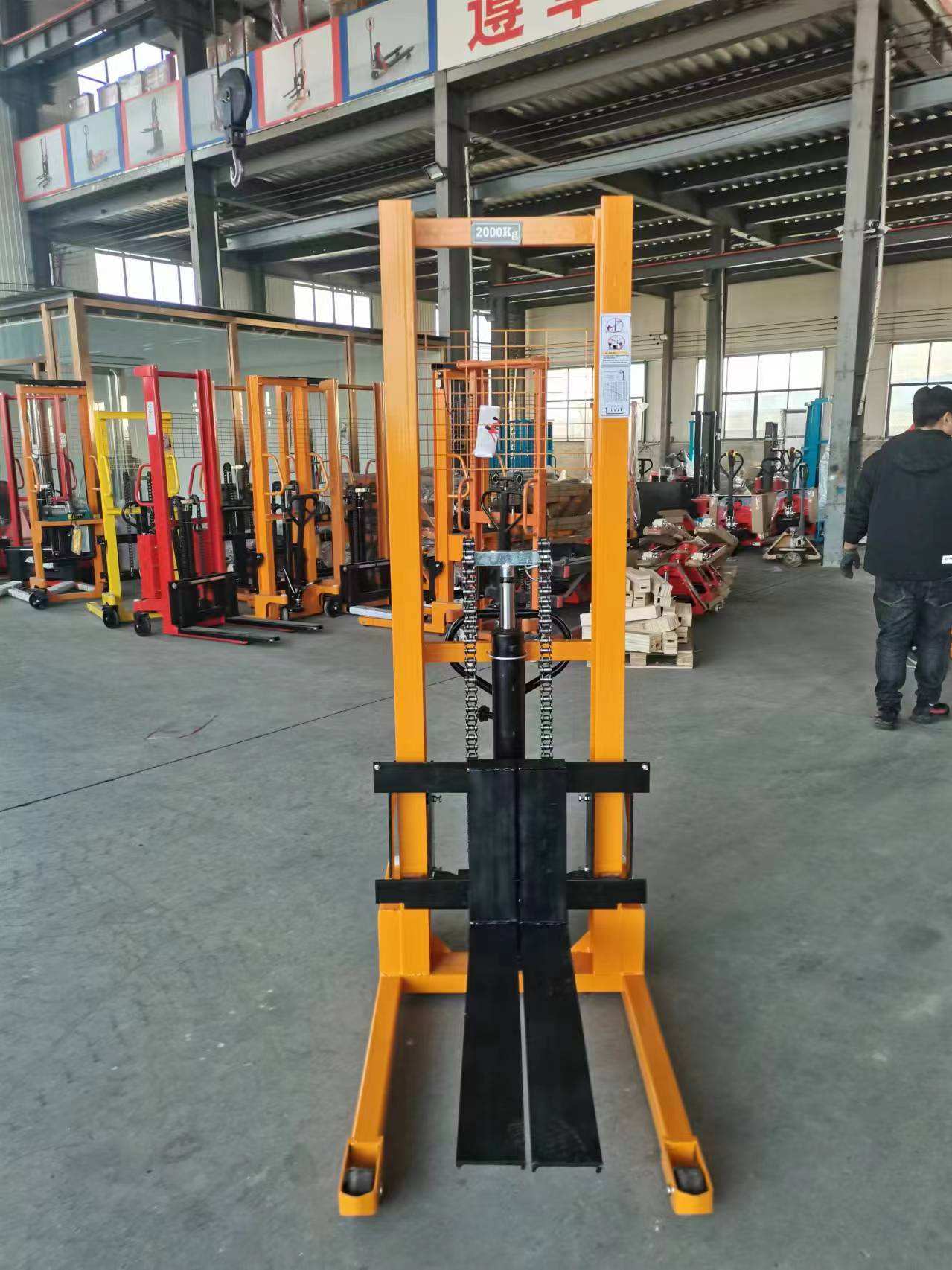 Xe nâng tay cao thủy lực_thumbnail_9