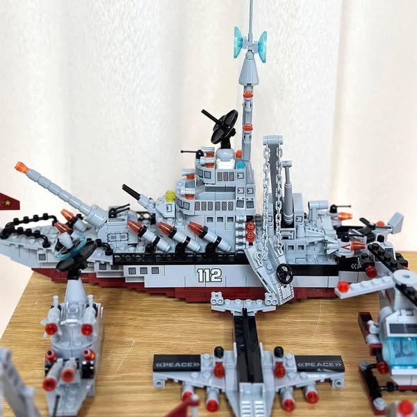 LEGO Đồ chơi lắp ghép 𝐓𝐚̀𝐮 𝐂𝐡𝐢𝐞̂́𝐧 𝐇𝐚̣𝐦 6 trong 1_thumbnail_4