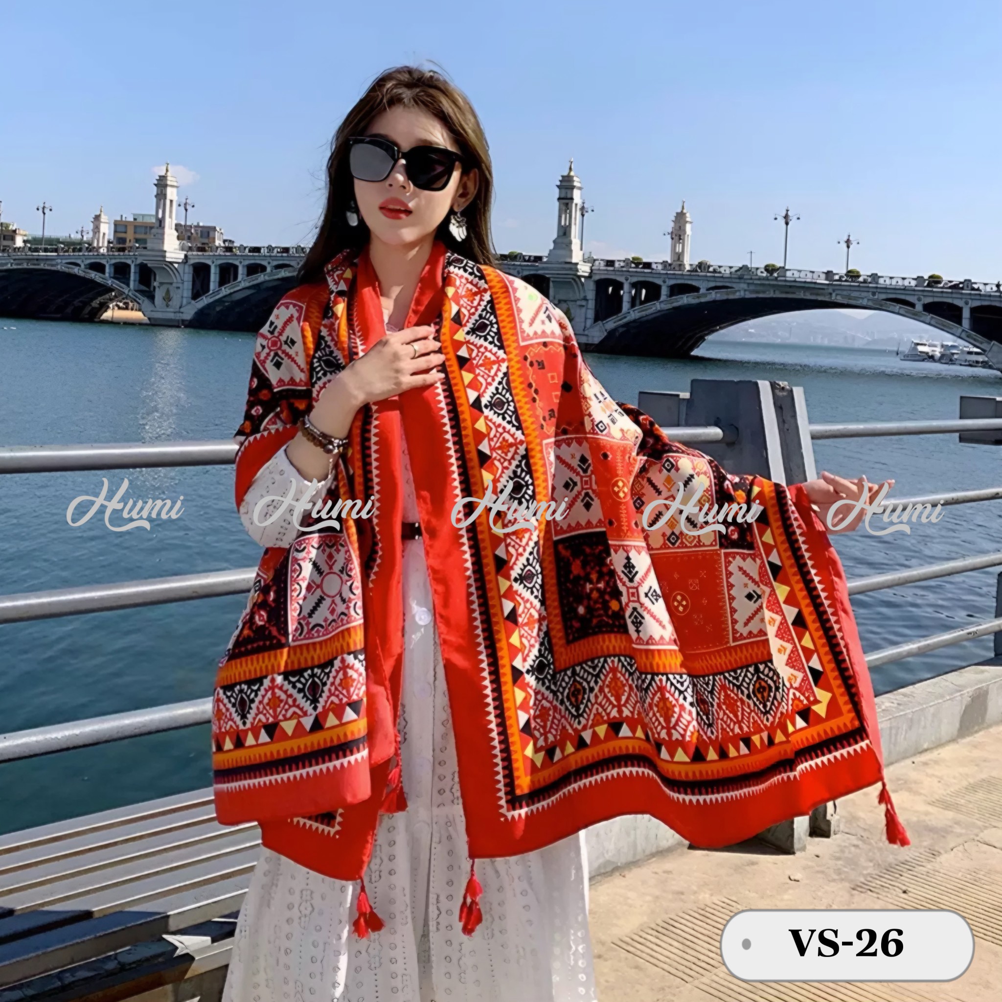 KHĂN HỌA TIẾT THỔ CẨM (VS26)