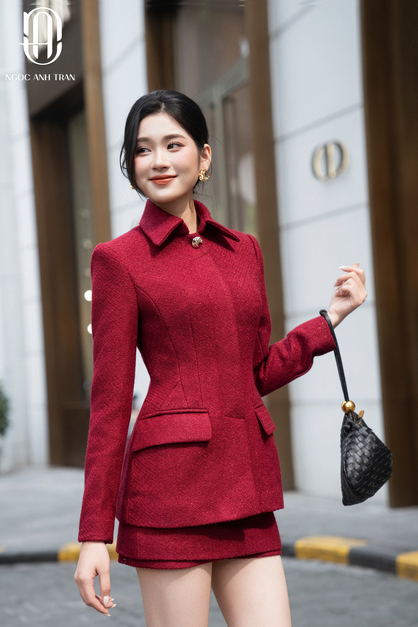 CV226 - Chân váy đỏ dáng ngắn