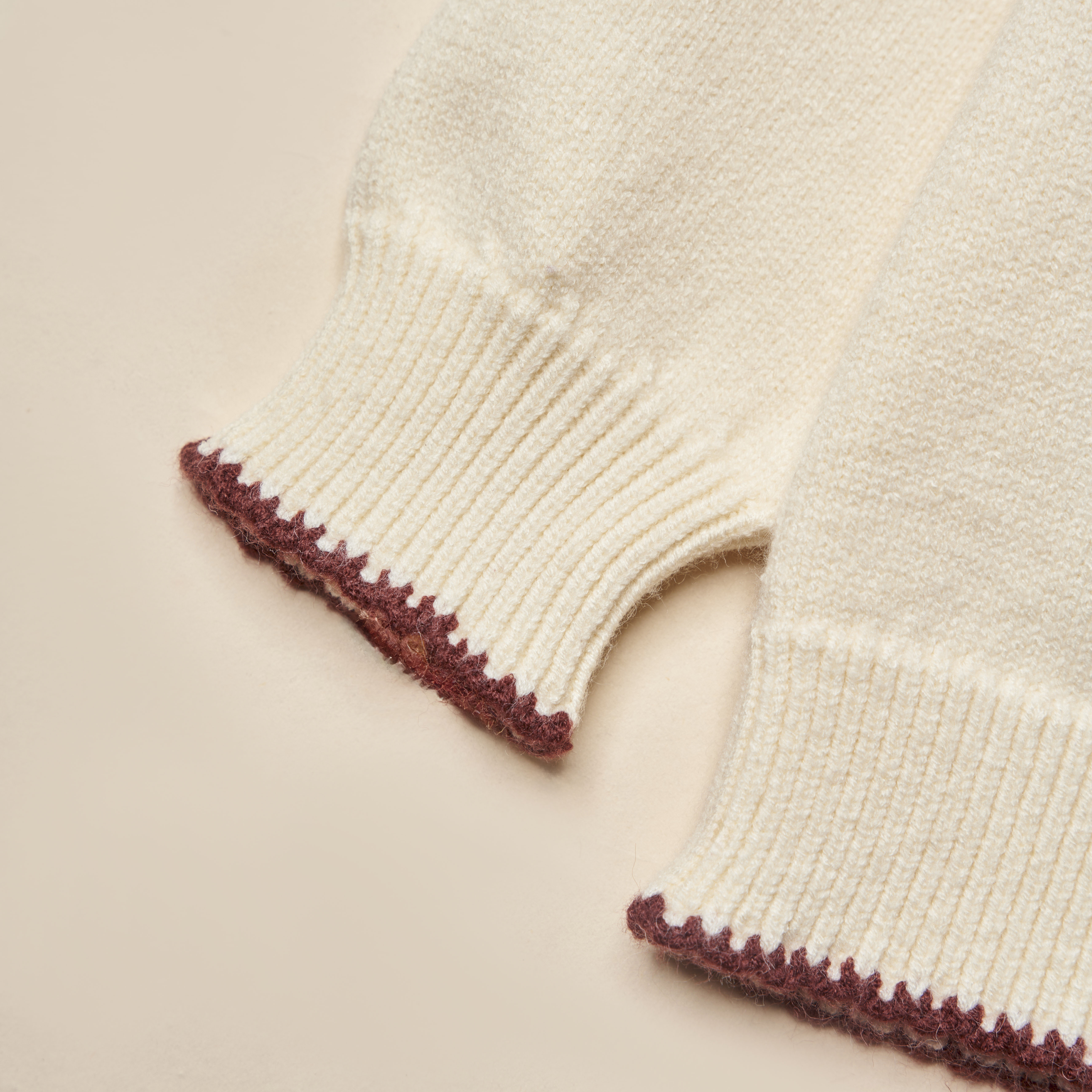 Áo len thêu  thân trước_thumbnail_5