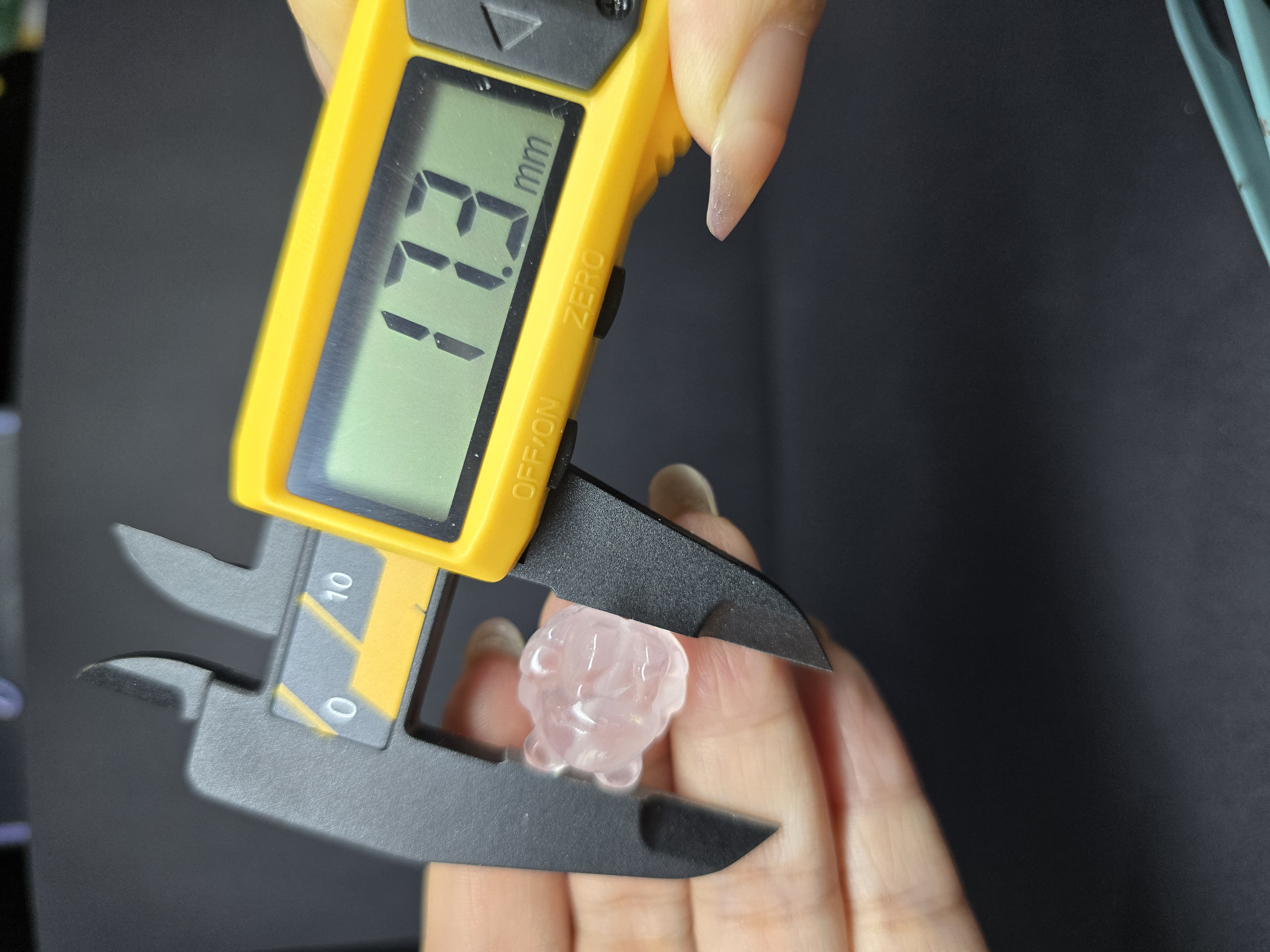 Charm Hạt Lẻ Thạch Anh Hồng - Hồ Ly Cửu Vỹ Cả Khối (Đã Xỏ Lỗ - Bán Lẻ 1 Viên)_thumbnail_8