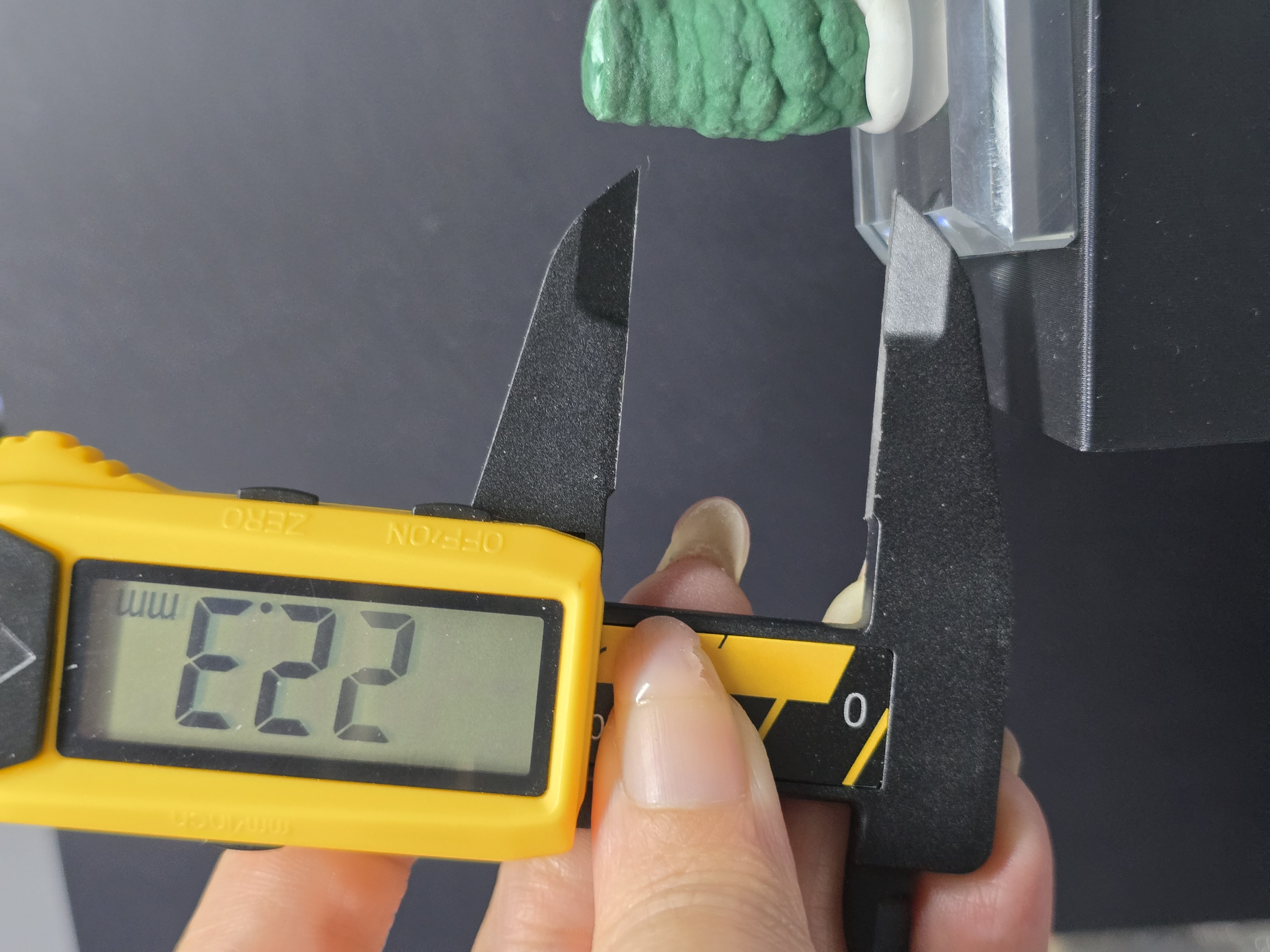 Thạch Nhũ Tinh Thể Malachite - CHDC Congo (Kèm Hộp Hoặc Đế Trưng Bày Như Hình)_thumbnail_4