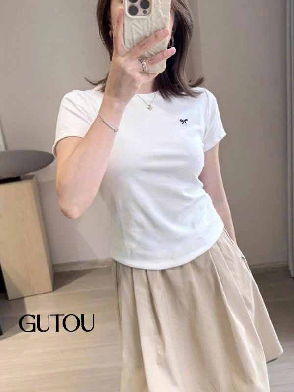 [ GUTOU ] Áo Thun Ôm Basic Thêu Nơ_thumbnail_4